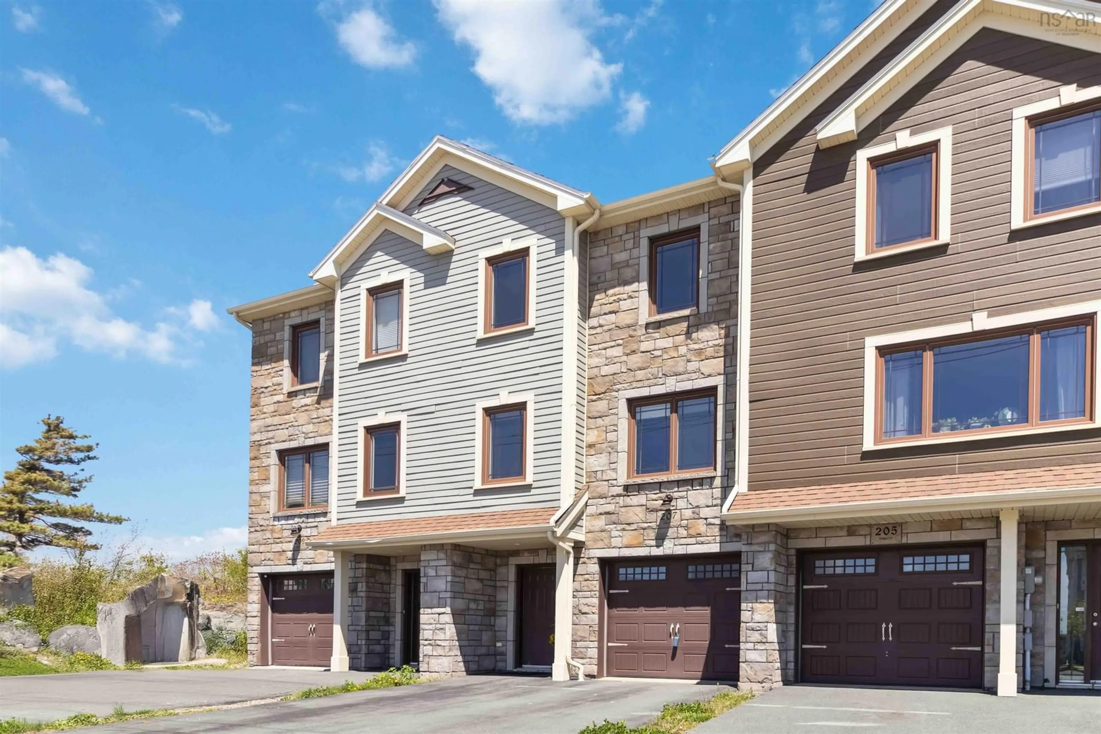 Home with brick exterior material, street for 207 Transom Dr, Halifax Nova Scotia B3M 4T8