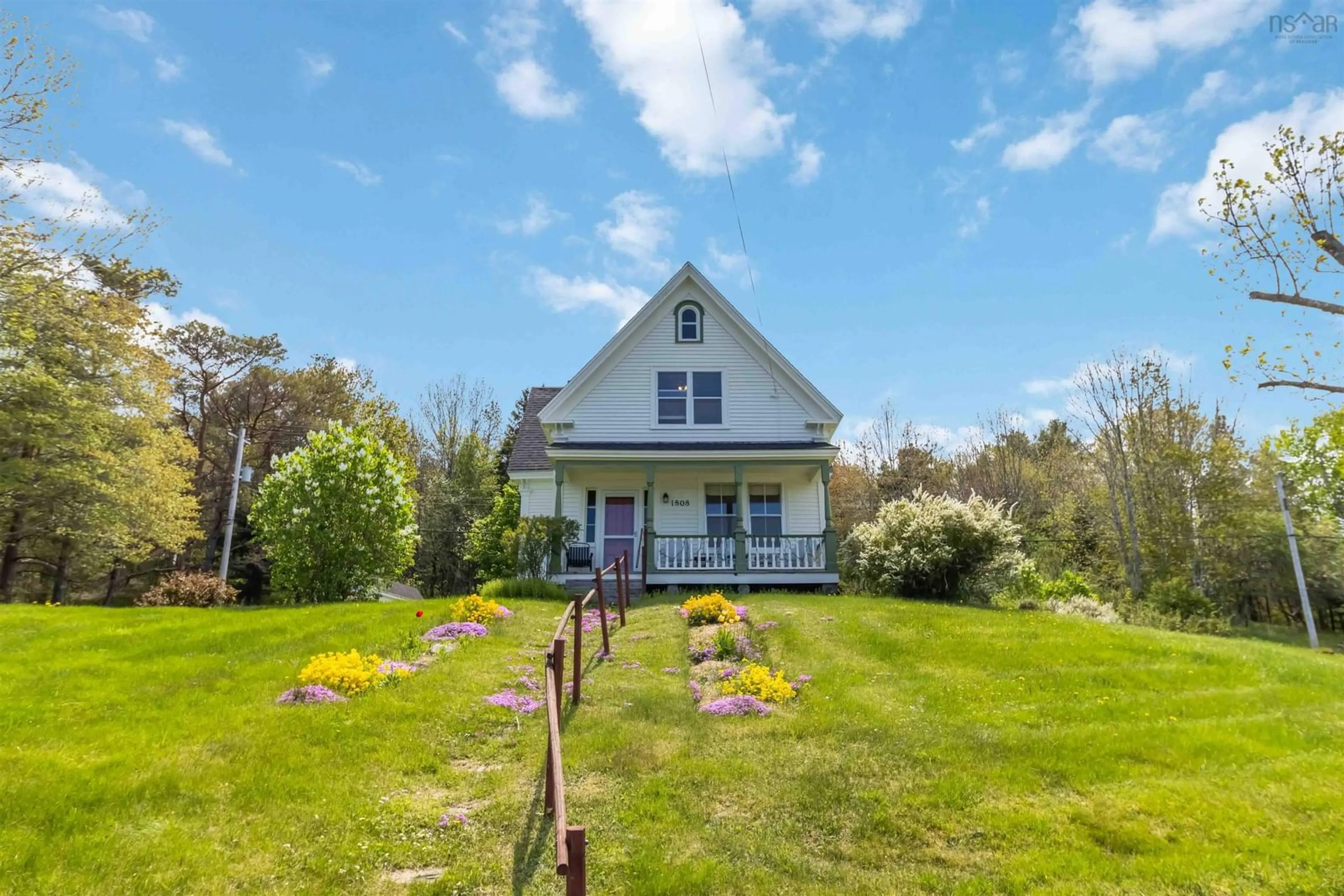 A pic from outside/outdoor area/front of a property/back of a property/a pic from drone, unknown for 1808 Highway 331, West Lahave Nova Scotia B0R 1C0