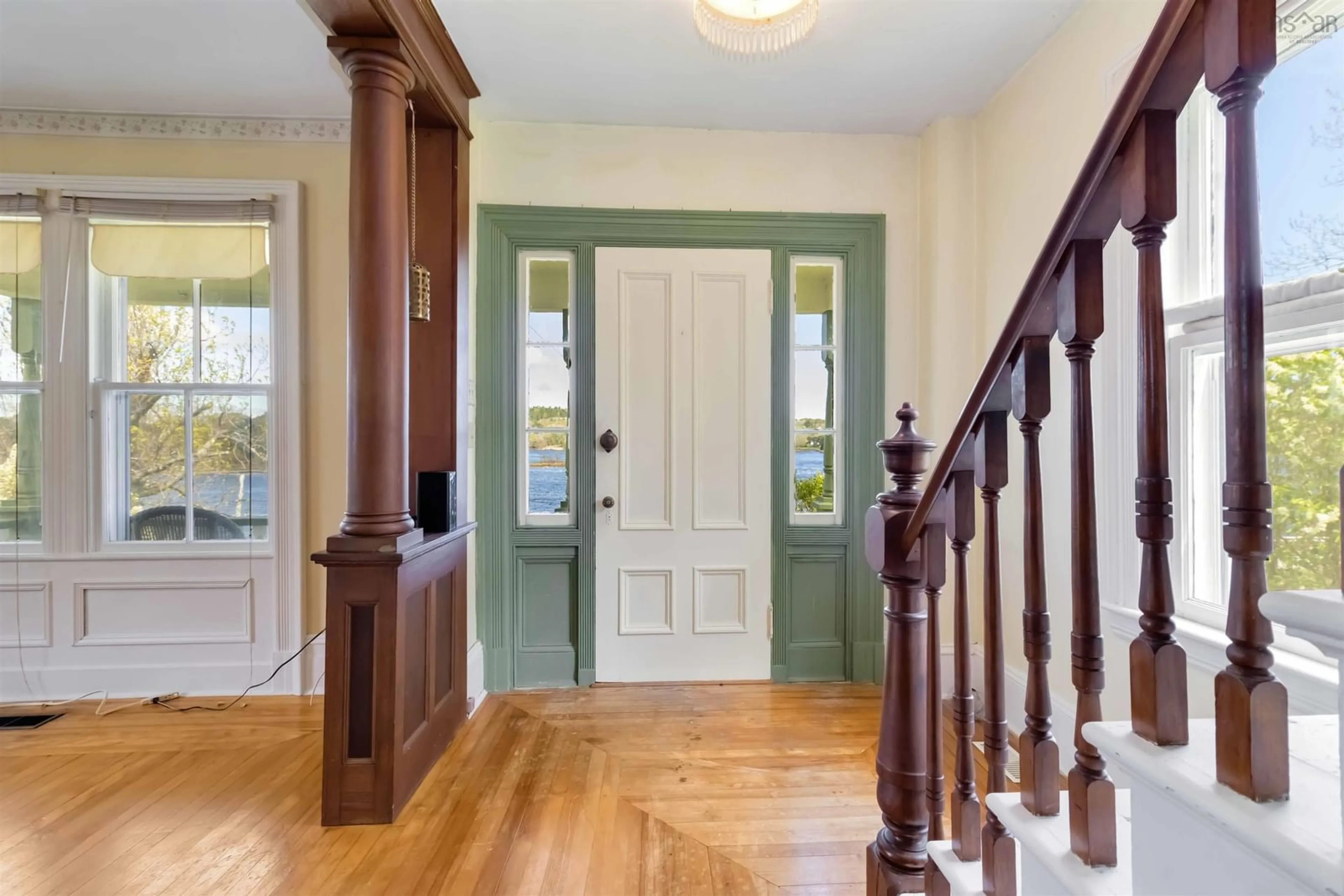 Indoor entryway for 1808 Highway 331, West Lahave Nova Scotia B0R 1C0
