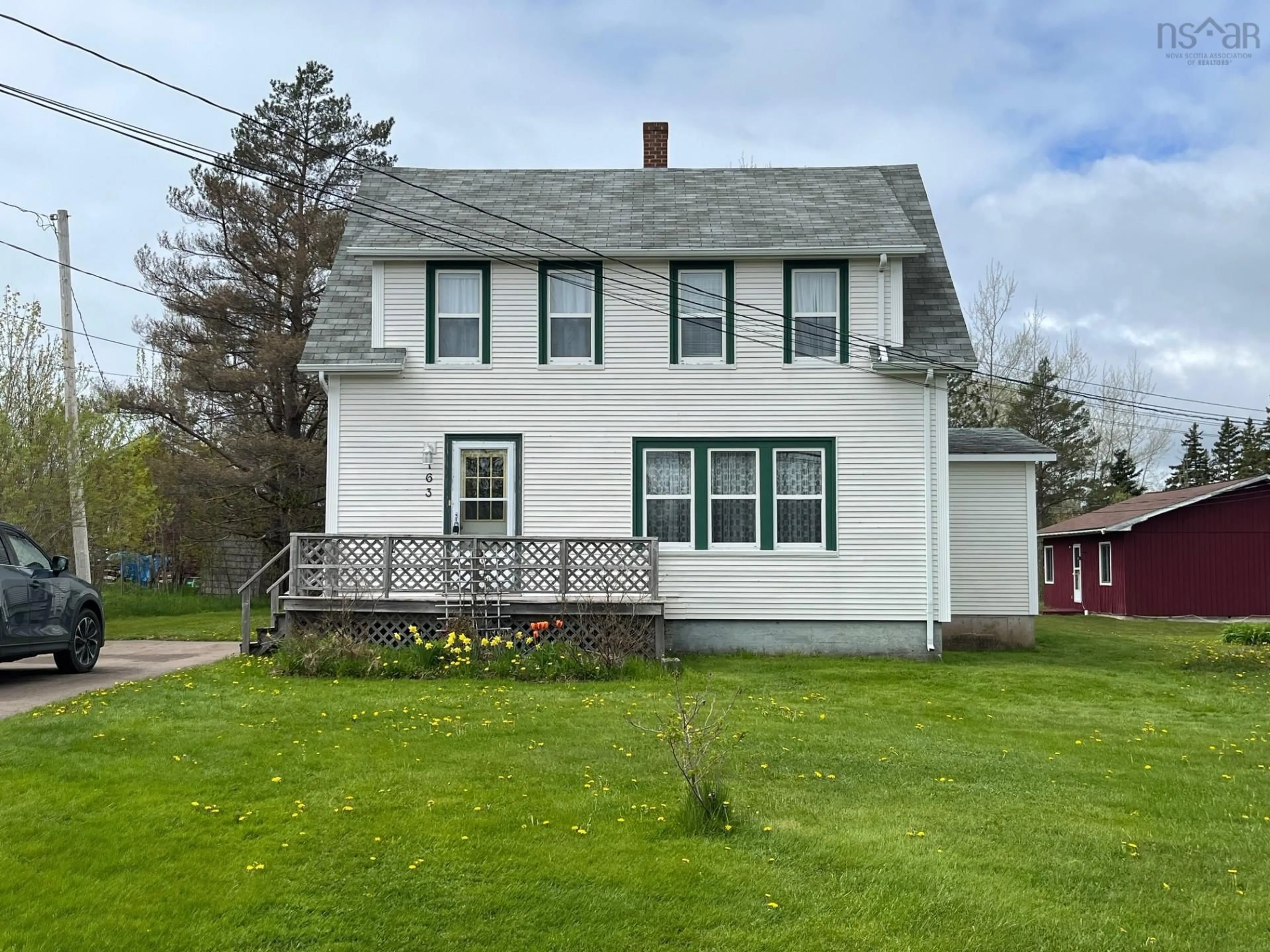 A pic from outside/outdoor area/front of a property/back of a property/a pic from drone, building for 163 Twining St, Baddeck Nova Scotia B0E 1B0