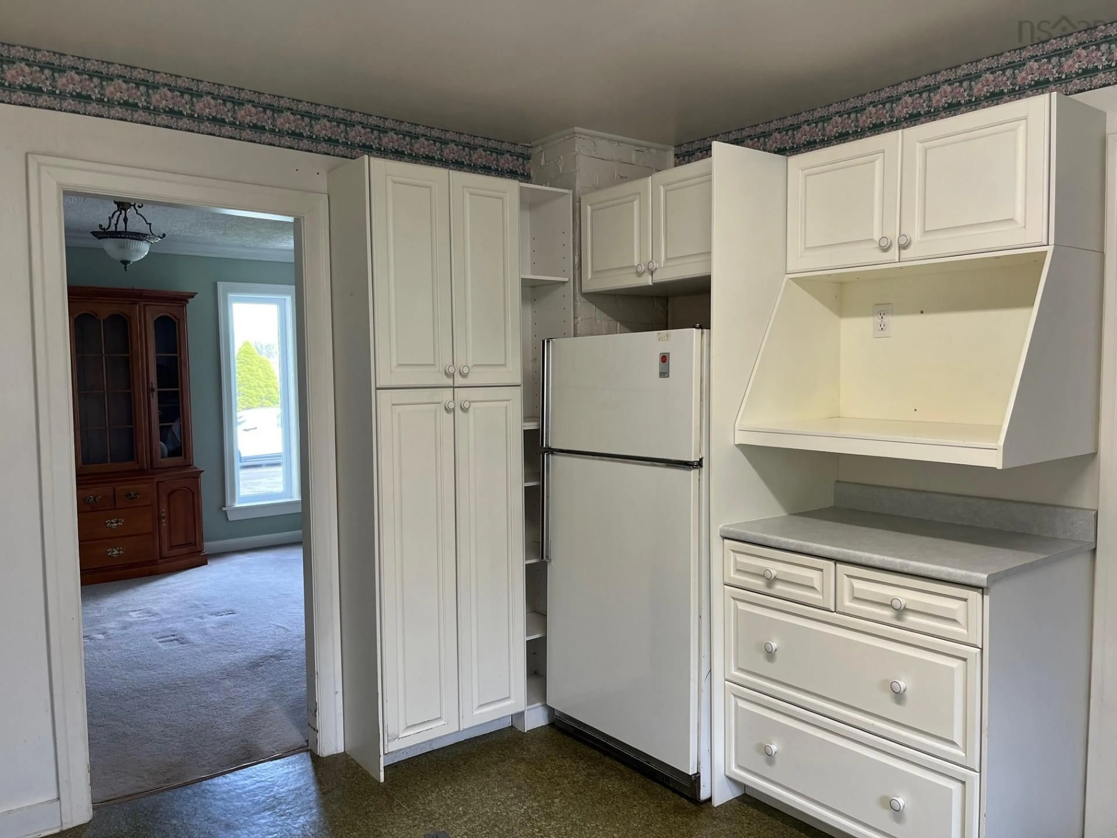Standard kitchen, unknown for 163 Twining St, Baddeck Nova Scotia B0E 1B0