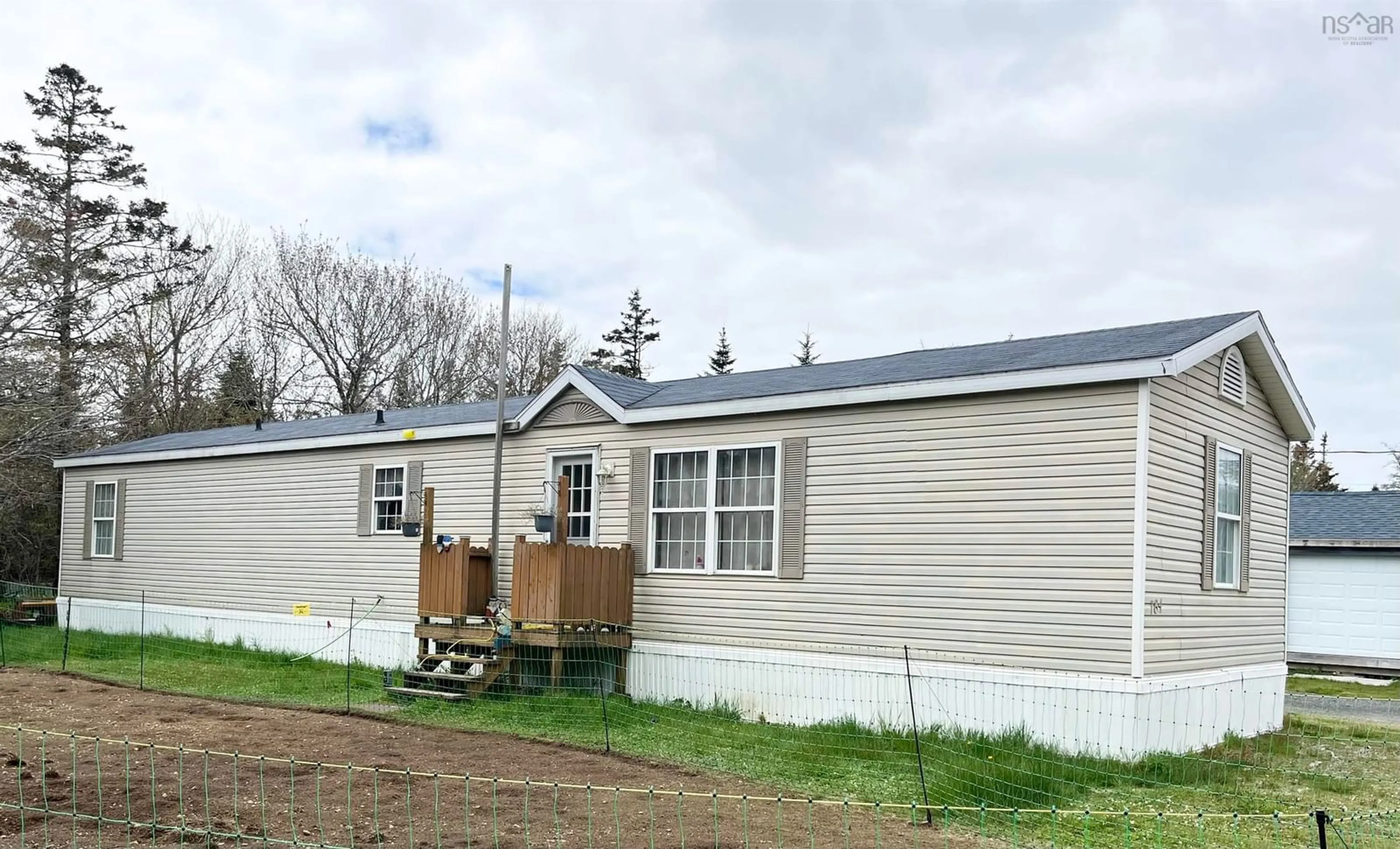 Home with vinyl exterior material, street for 784 Stoney Island Rd, Clam Point Nova Scotia B0W 1N0