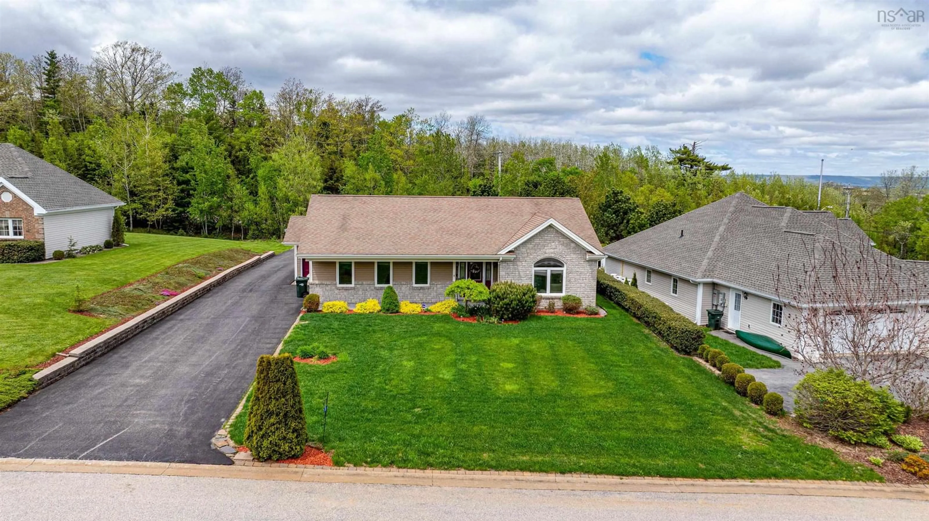 A pic from outside/outdoor area/front of a property/back of a property/a pic from drone, street for 8 Mallard Ave, Canaan Nova Scotia B4N 0A8