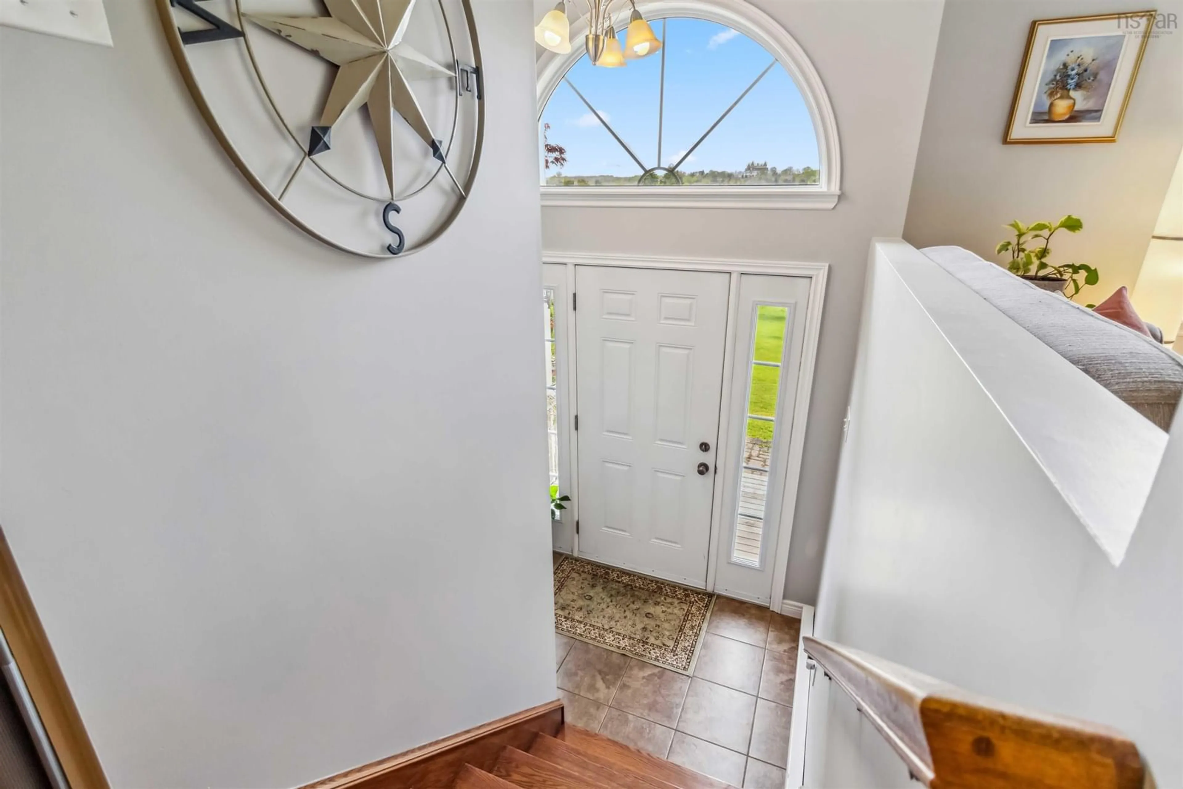 Indoor entryway for 85 Knickle Rd, Lunenburg Nova Scotia B0J 2C0