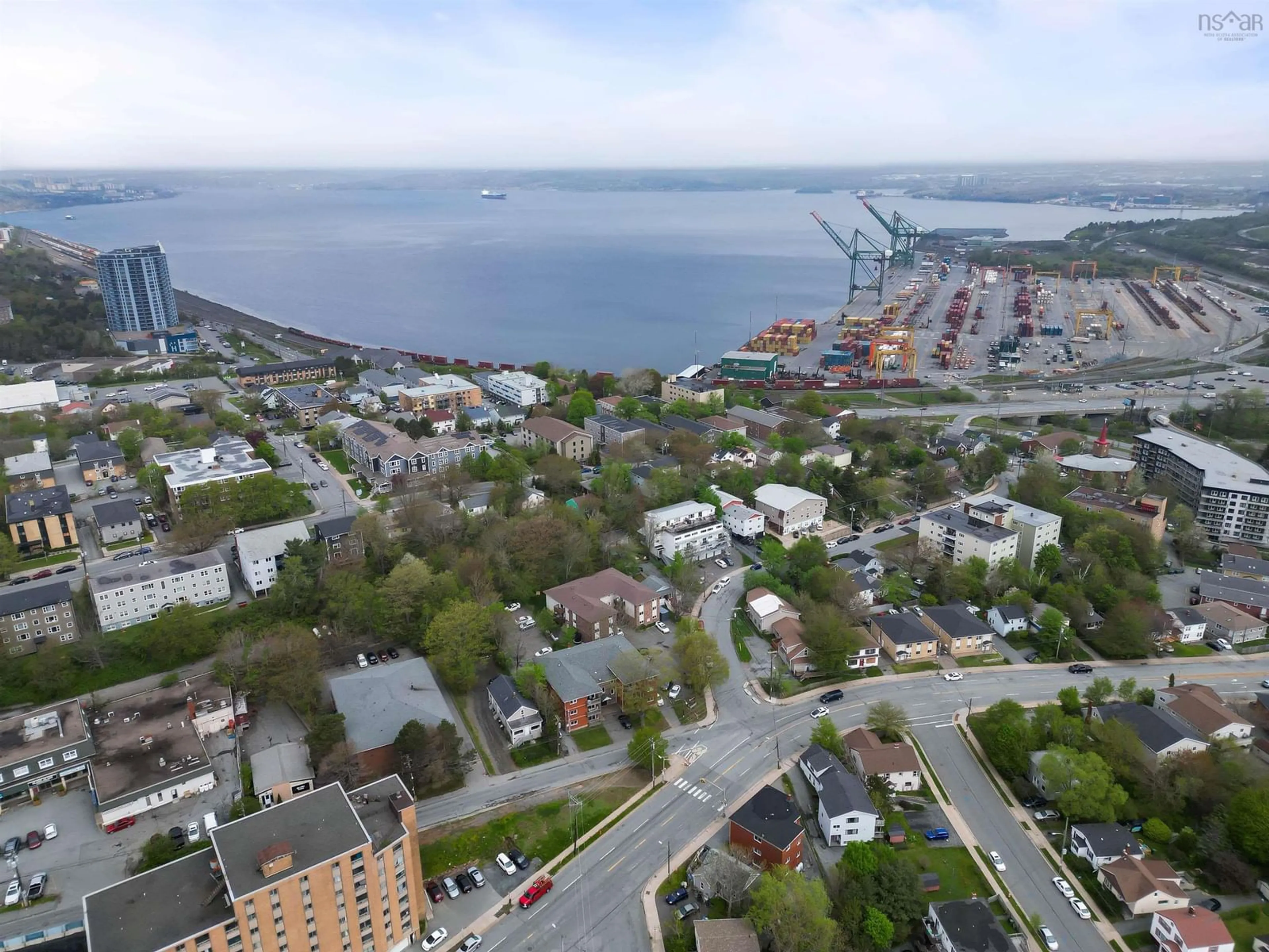 A pic from outside/outdoor area/front of a property/back of a property/a pic from drone, water/lake/river/ocean view for 7 & 7A Alma Cres Cres, Halifax Nova Scotia B3N 2C4