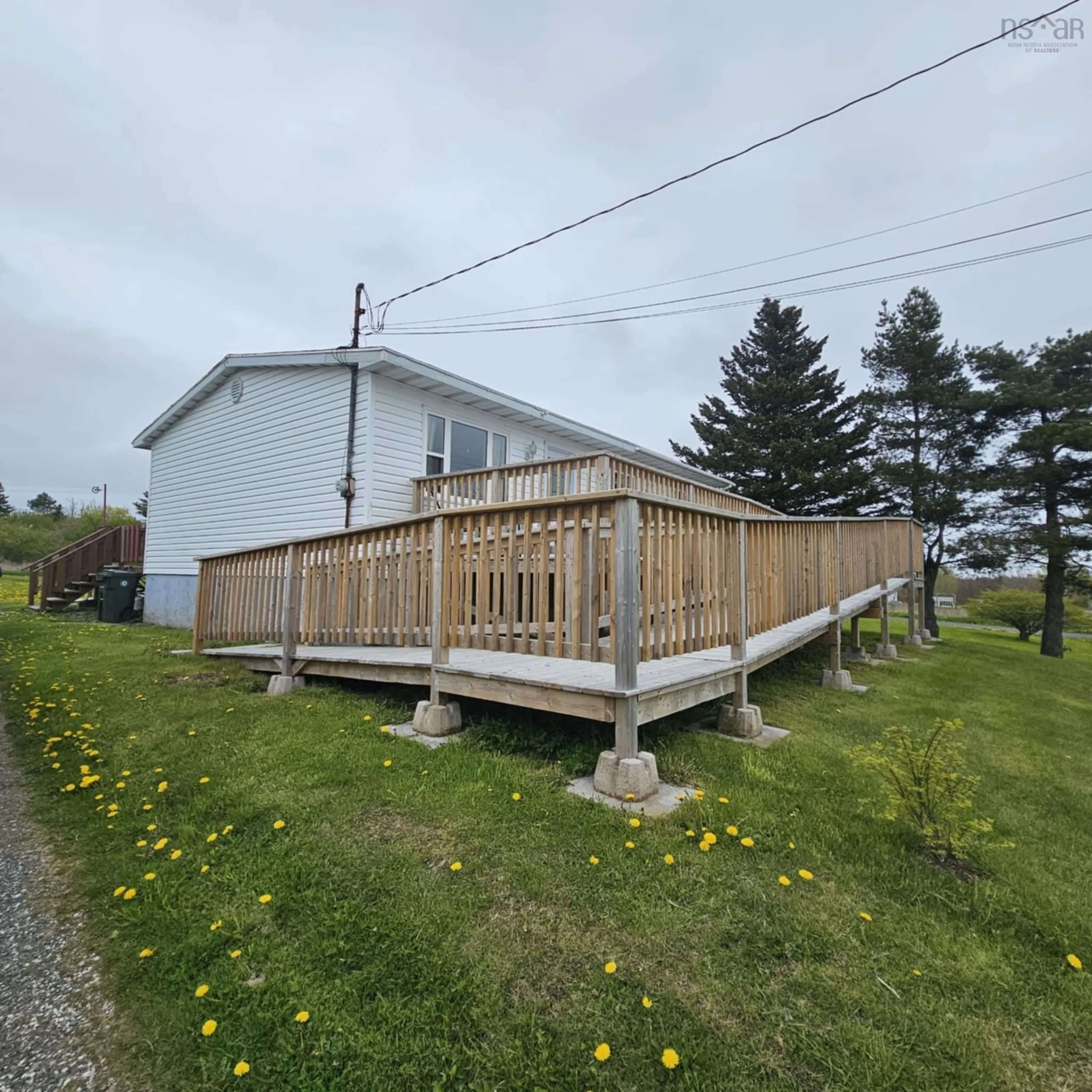 A pic from outside/outdoor area/front of a property/back of a property/a pic from drone, unknown for 16 Munroe St, Reserve Mines Nova Scotia B1E 1E9