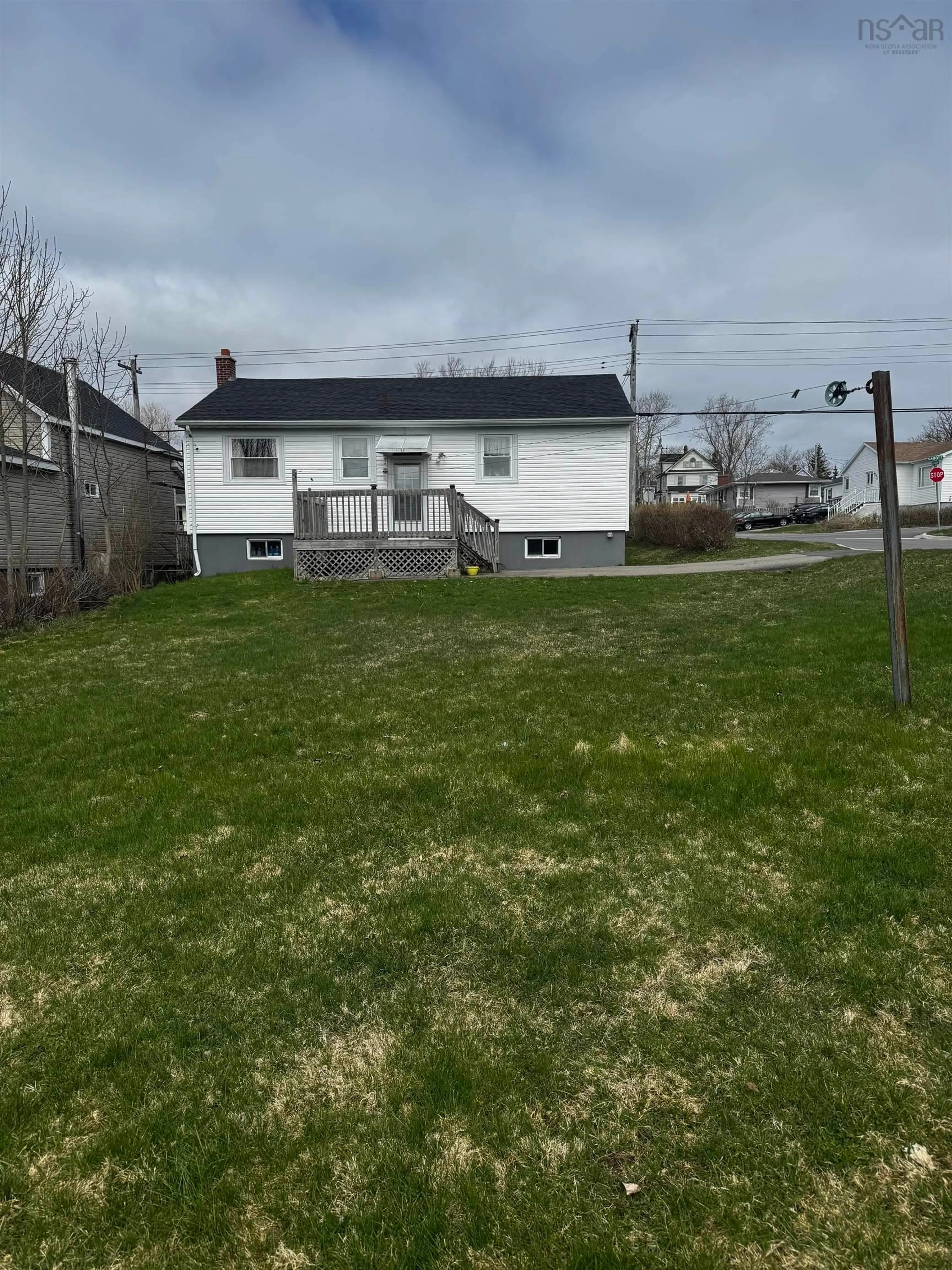 A pic from outside/outdoor area/front of a property/back of a property/a pic from drone, street for 186 Cabot St, Sydney Nova Scotia B1P 4E3