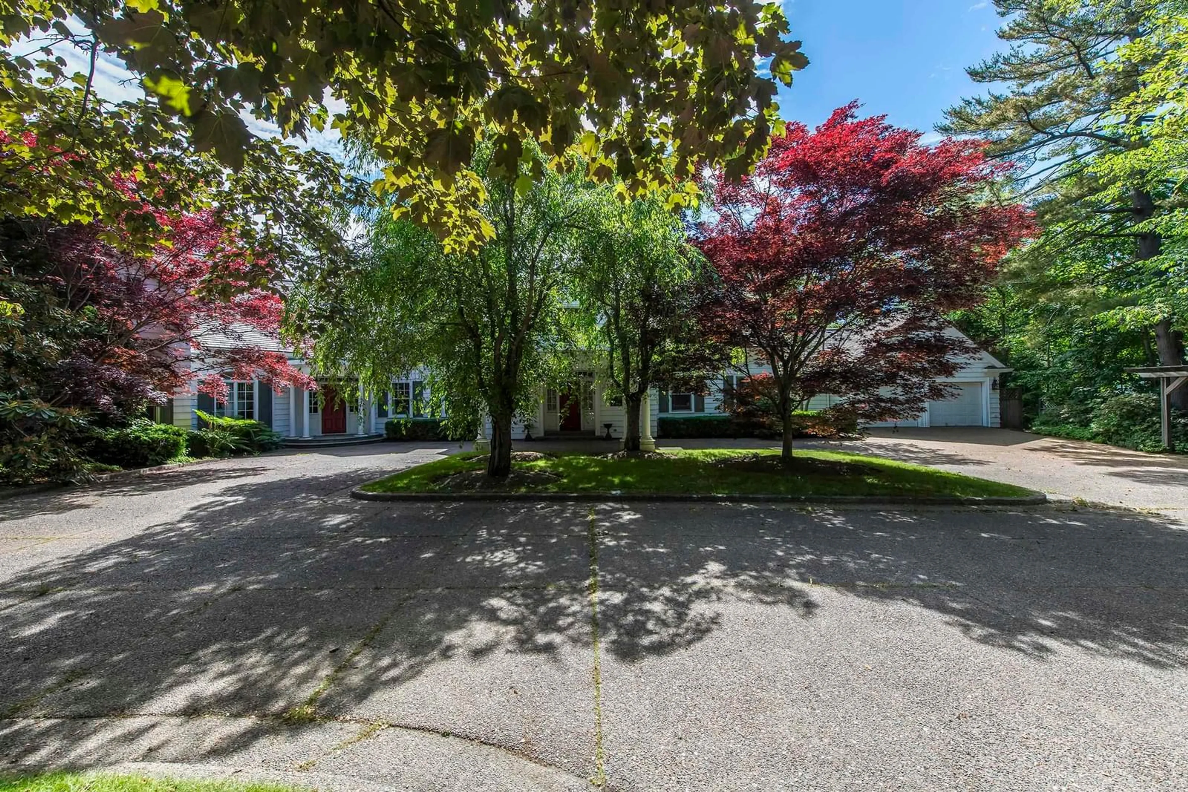 Patio, street for 1462 Thornvale Ave, Halifax Nova Scotia B3H 4C2
