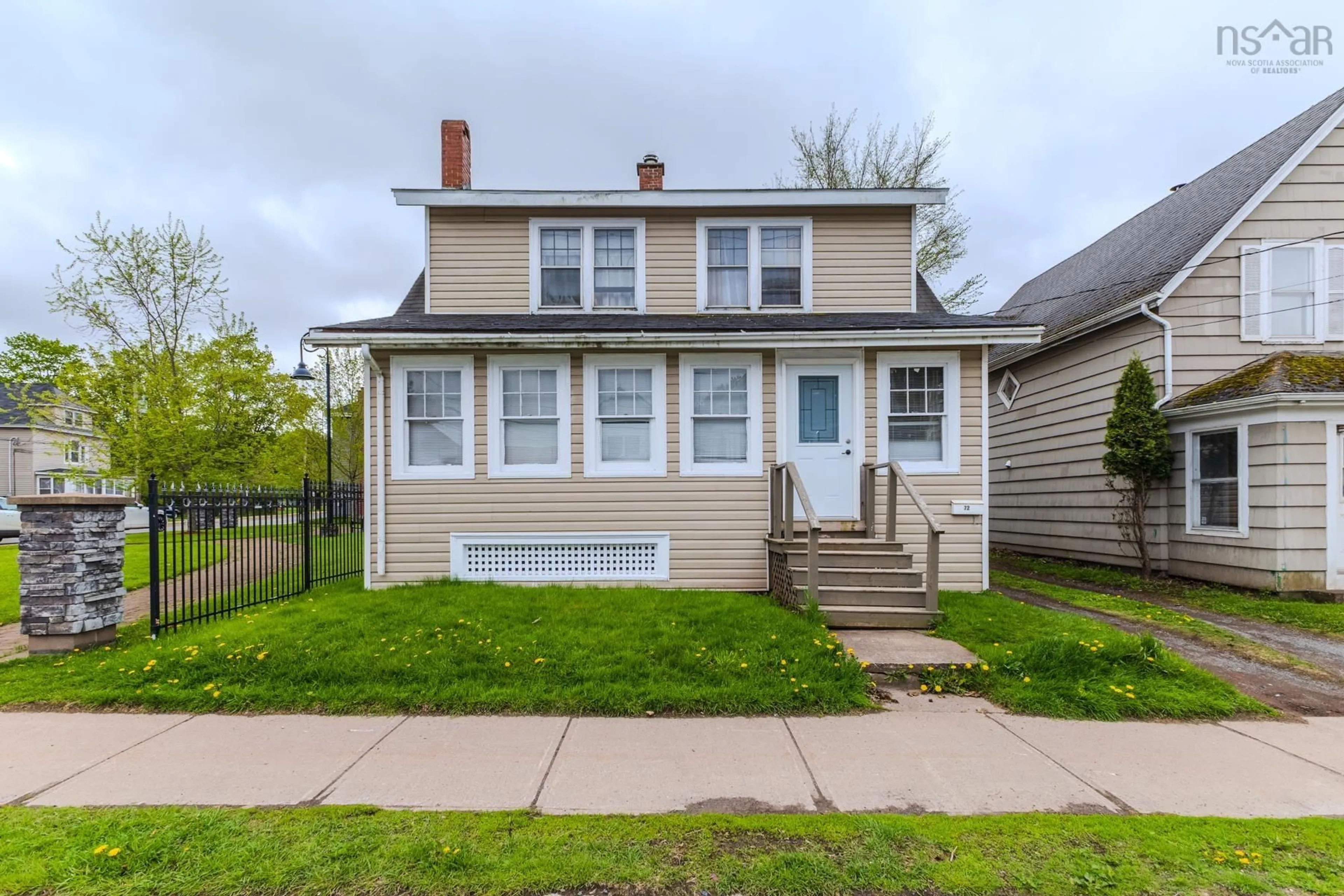 Home with vinyl exterior material, street for 72 Brunswick St, Truro Nova Scotia B2N 2H2