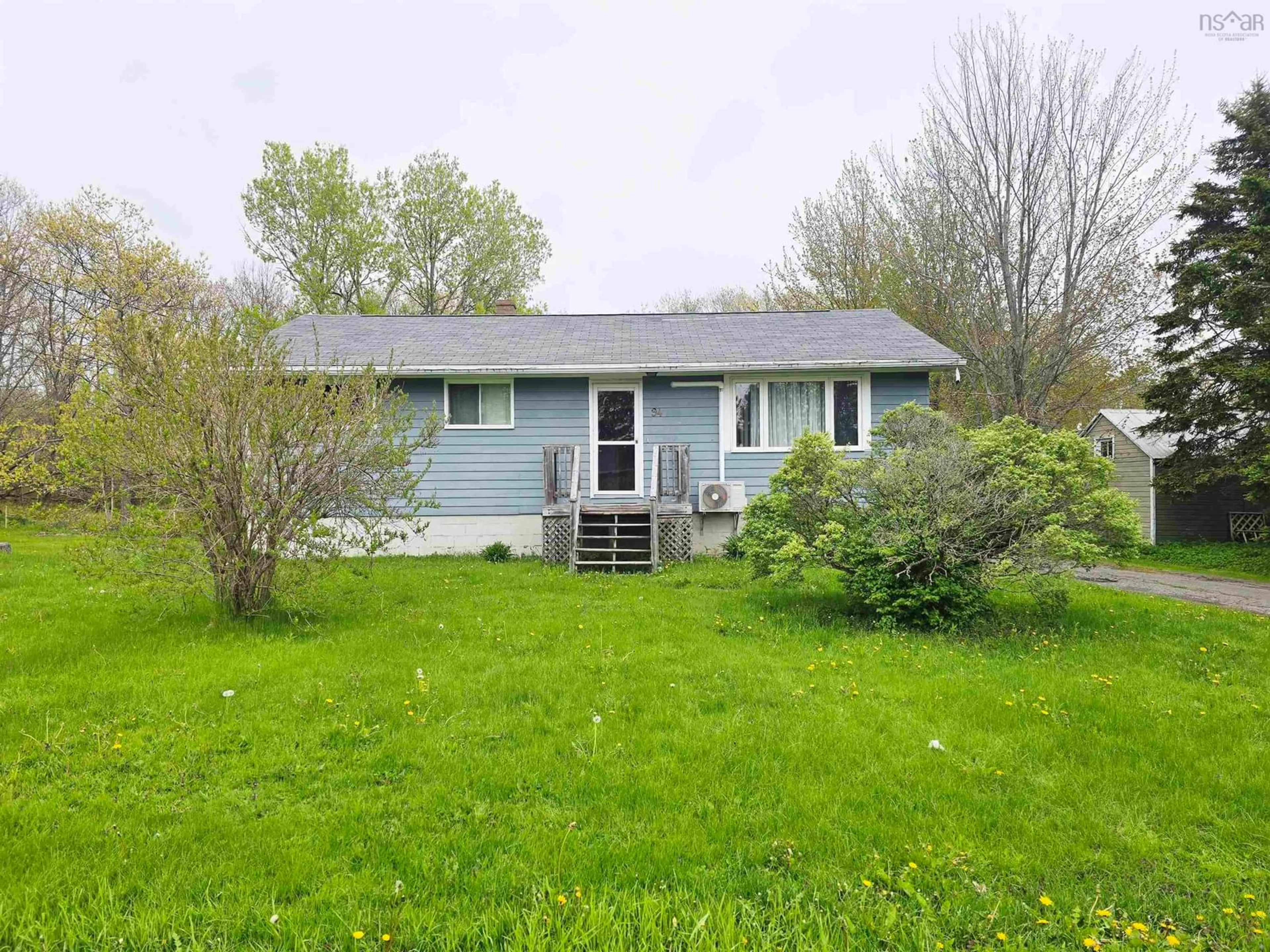 Unknown for 94 Elliott St, Pictou Nova Scotia B0K 1H0