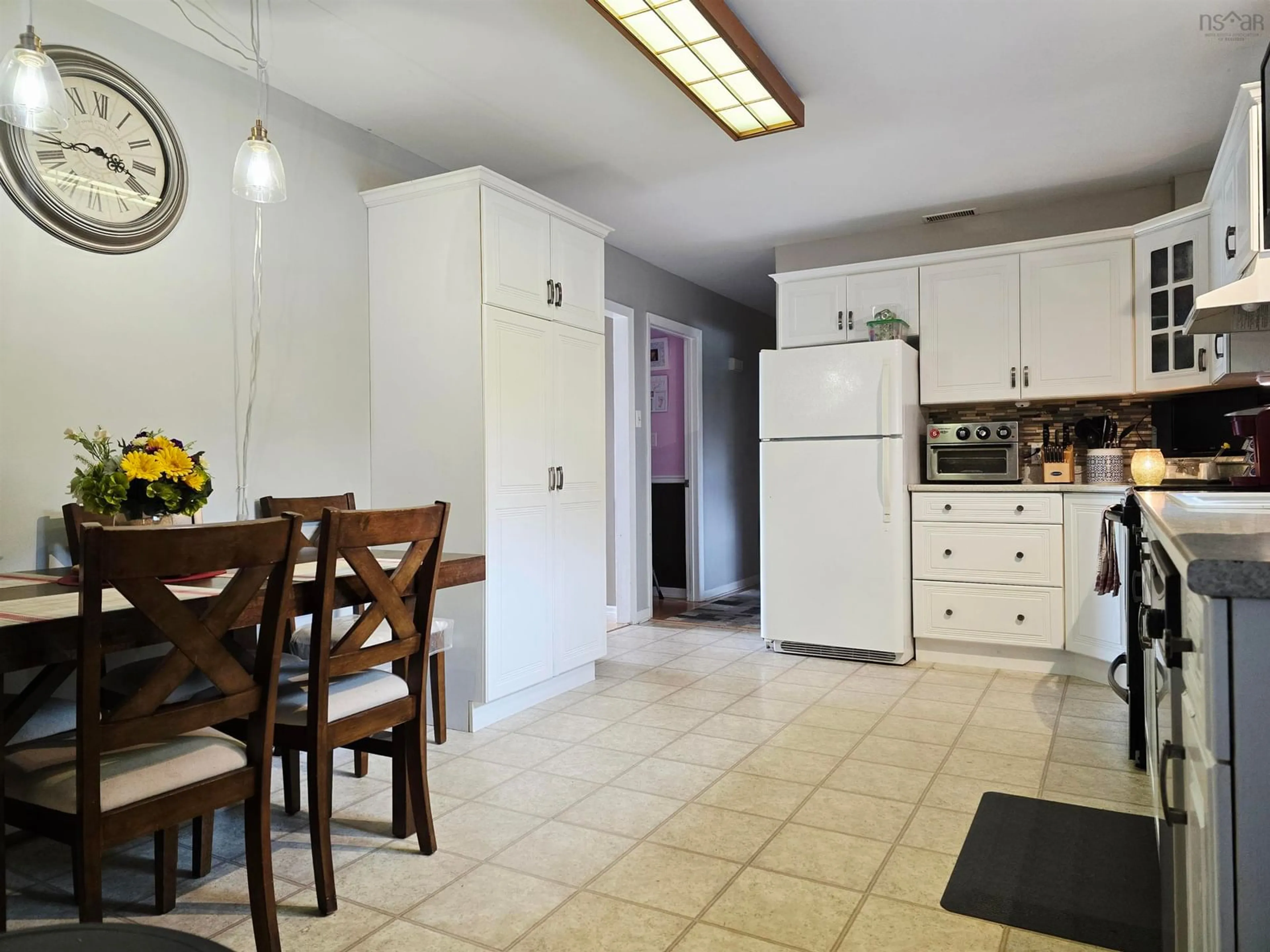 Standard kitchen, ceramic/tile floor for 94 Elliott St, Pictou Nova Scotia B0K 1H0