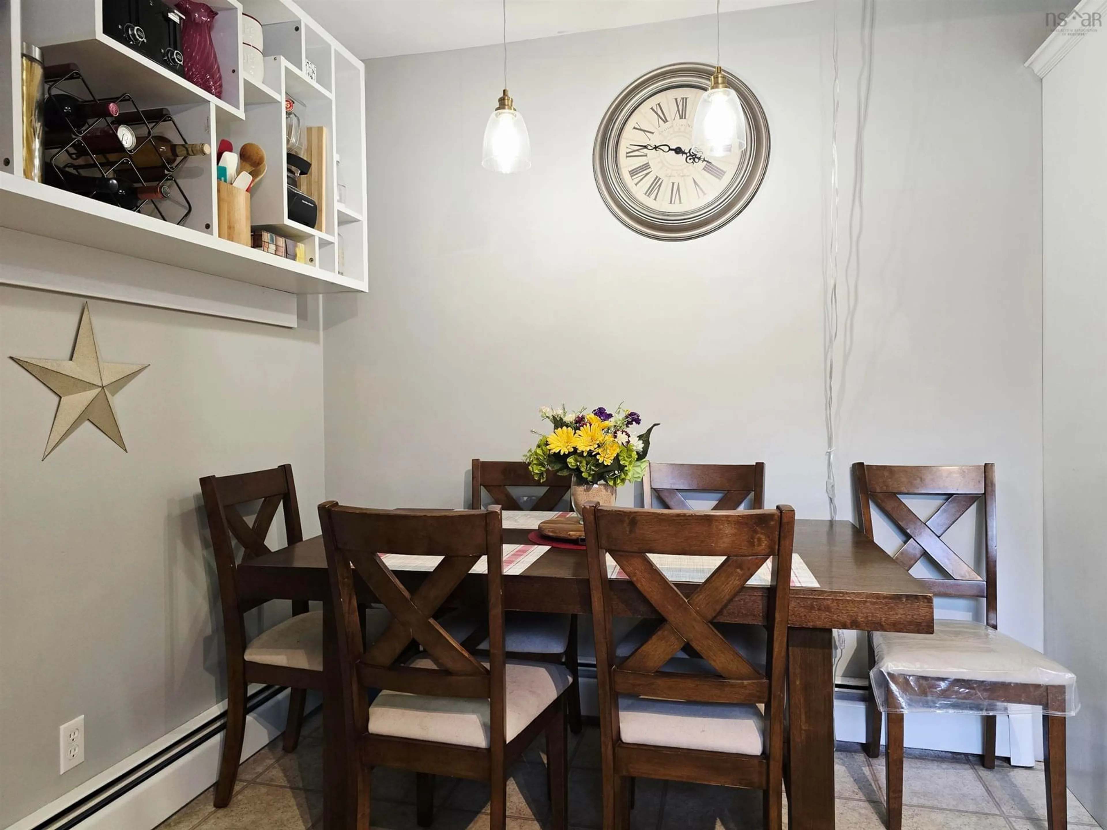 Dining room, wood/laminate floor for 94 Elliott St, Pictou Nova Scotia B0K 1H0