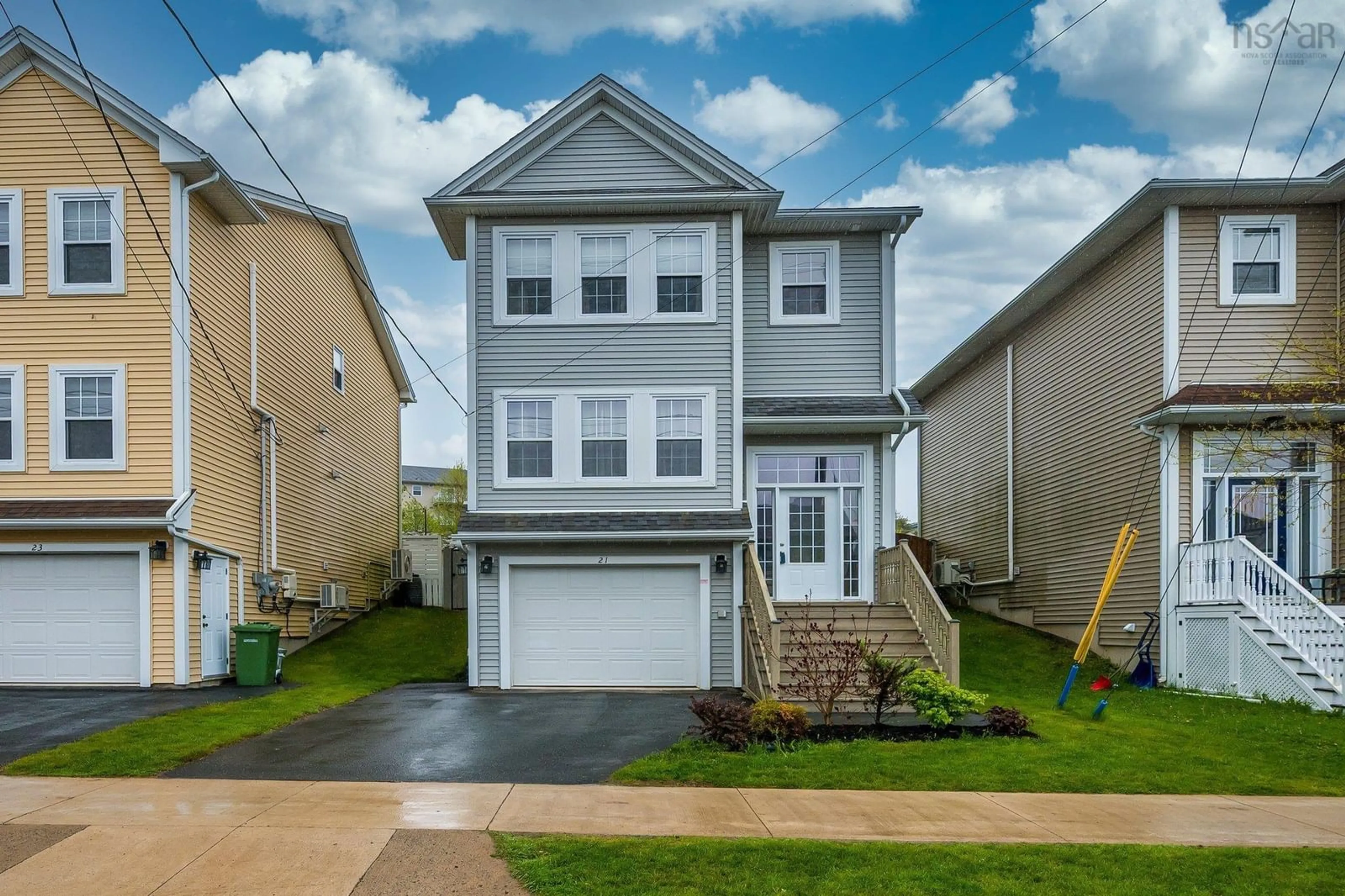 Home with vinyl exterior material, street for 21 Quartz Dr, Halifax Nova Scotia B3P 0E3