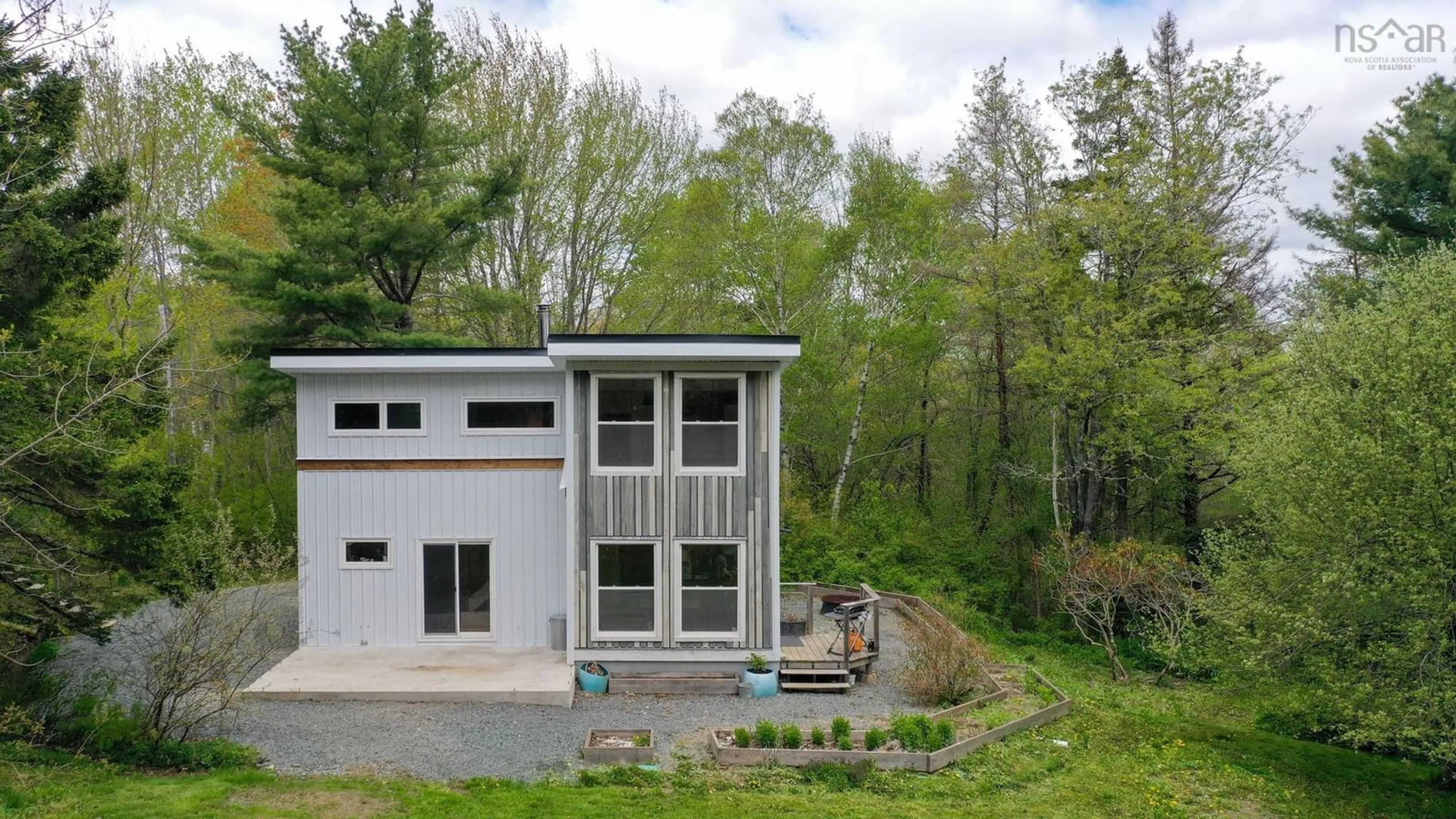 Home with vinyl exterior material, unknown for 1195 Italy Cross Rd, Crousetown Nova Scotia B4V 6R5