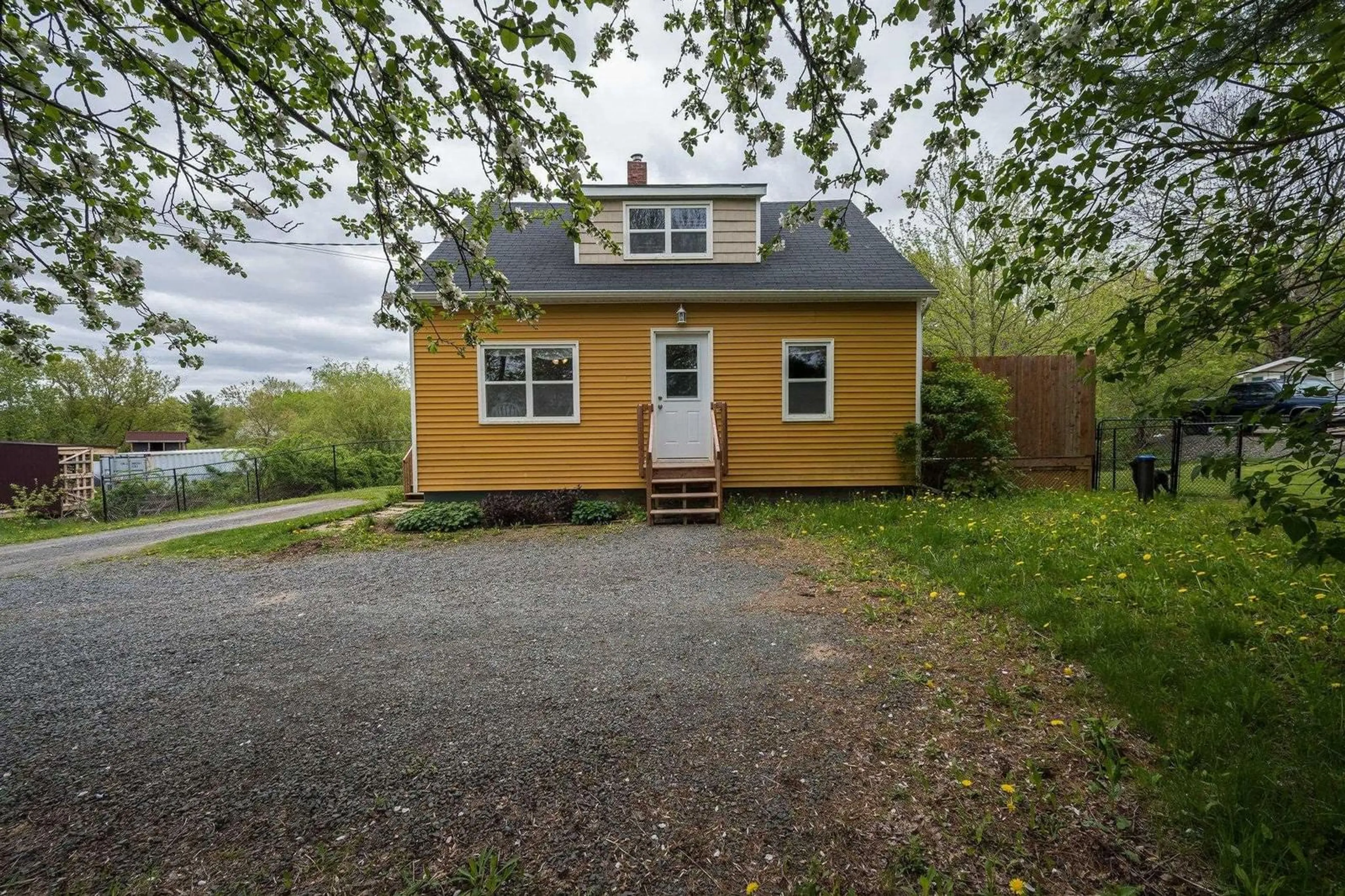 Shed for 77 Stark Rd, Newport Station Nova Scotia B0N 2T0