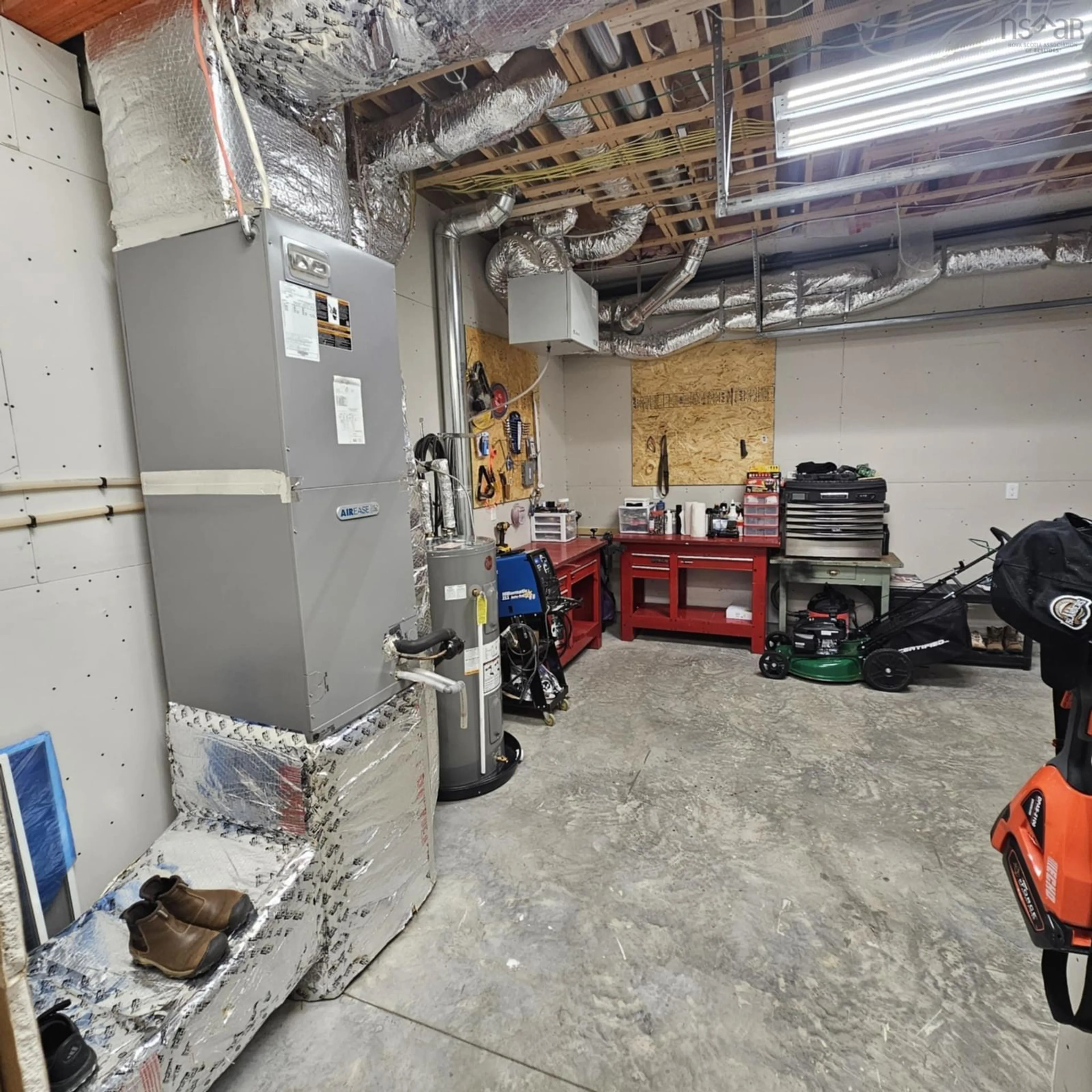 Indoor garage for 5020 Grand Narrows Hwy, Beaver Cove Nova Scotia B1T 1P2