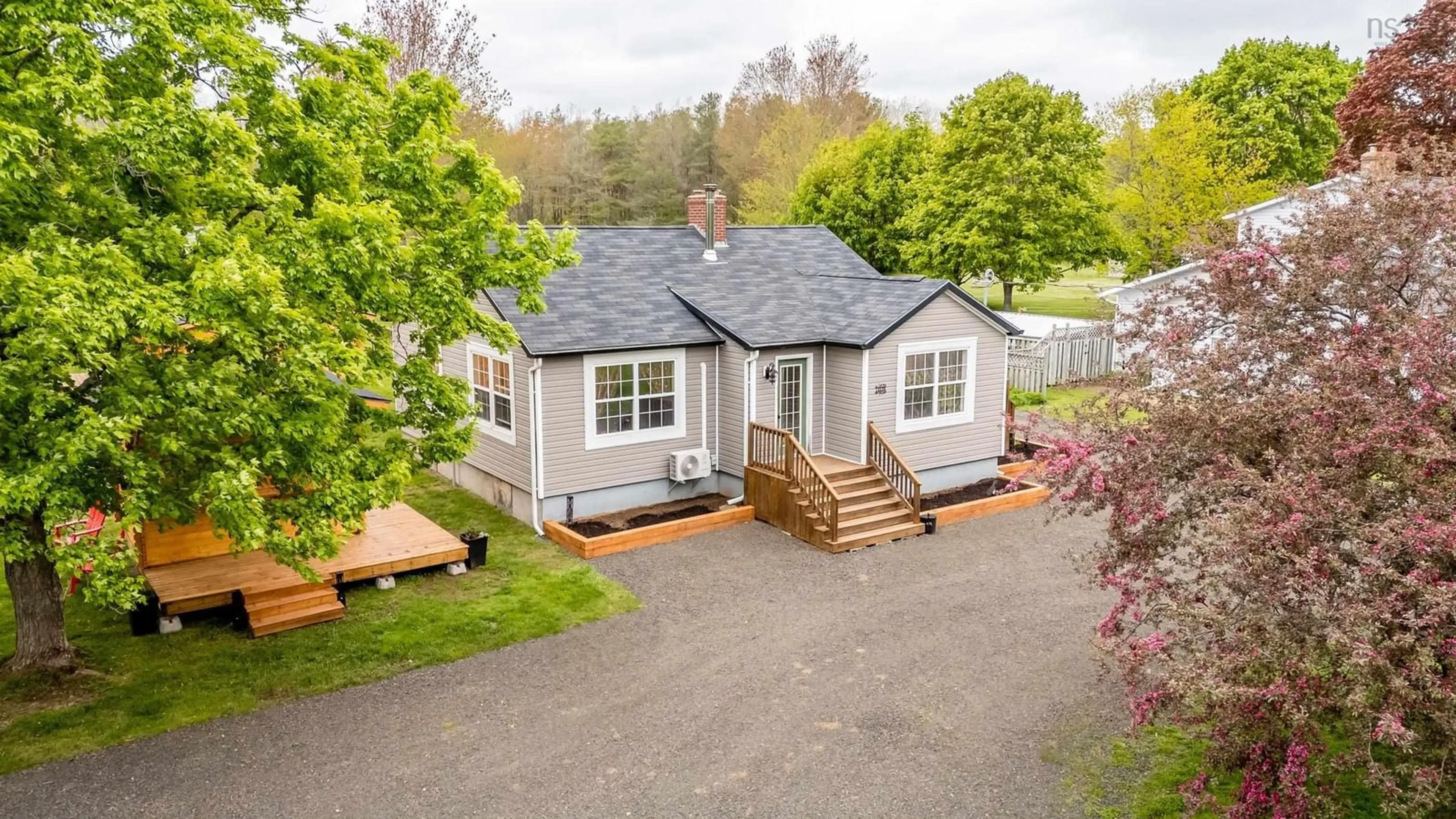 A pic from outside/outdoor area/front of a property/back of a property/a pic from drone, street for 14537-14539 Highway 1, Wilmot Nova Scotia B0P 1W0