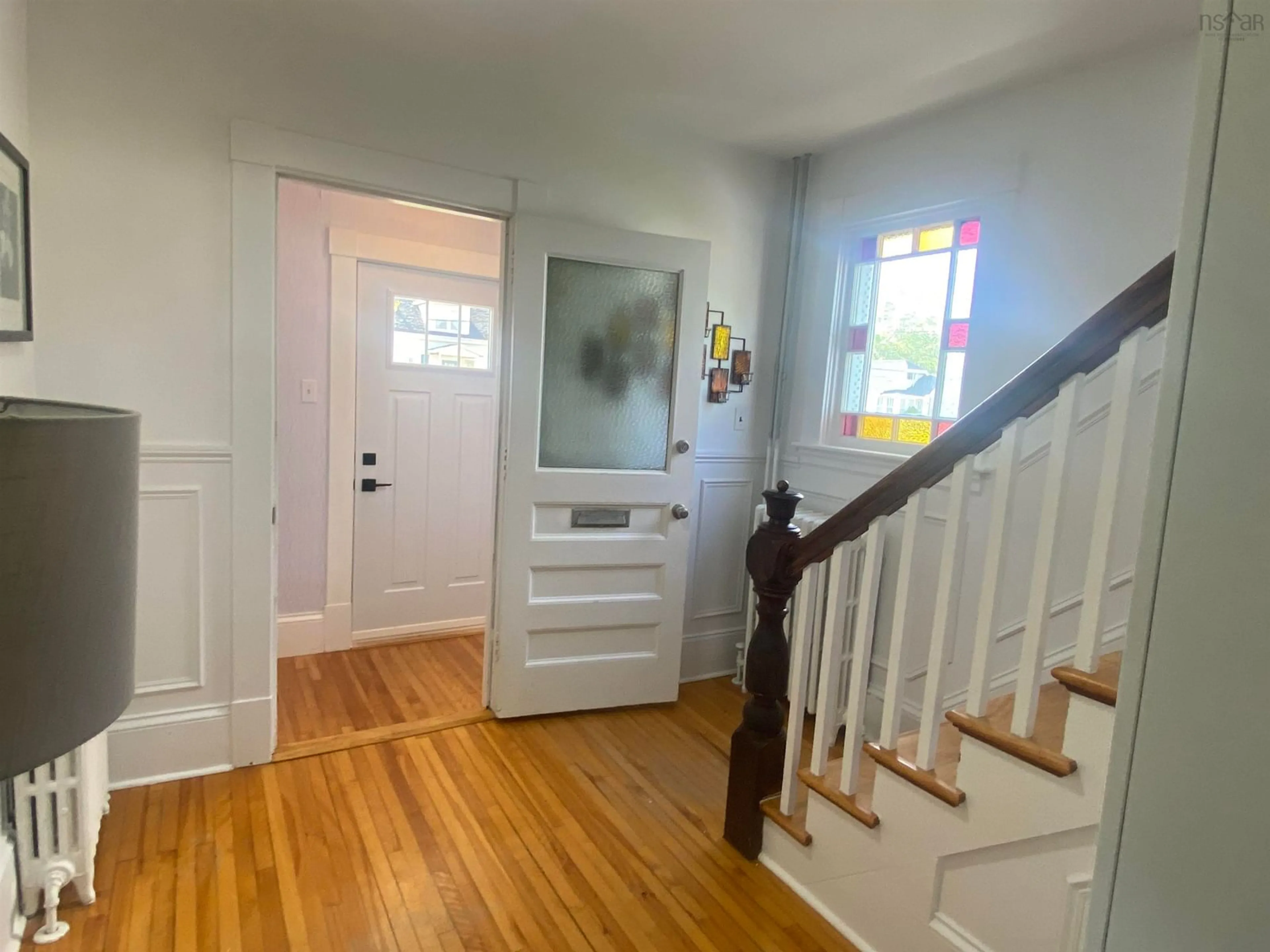 Indoor entryway for 17 Broad St, Truro Nova Scotia B2N 3G1