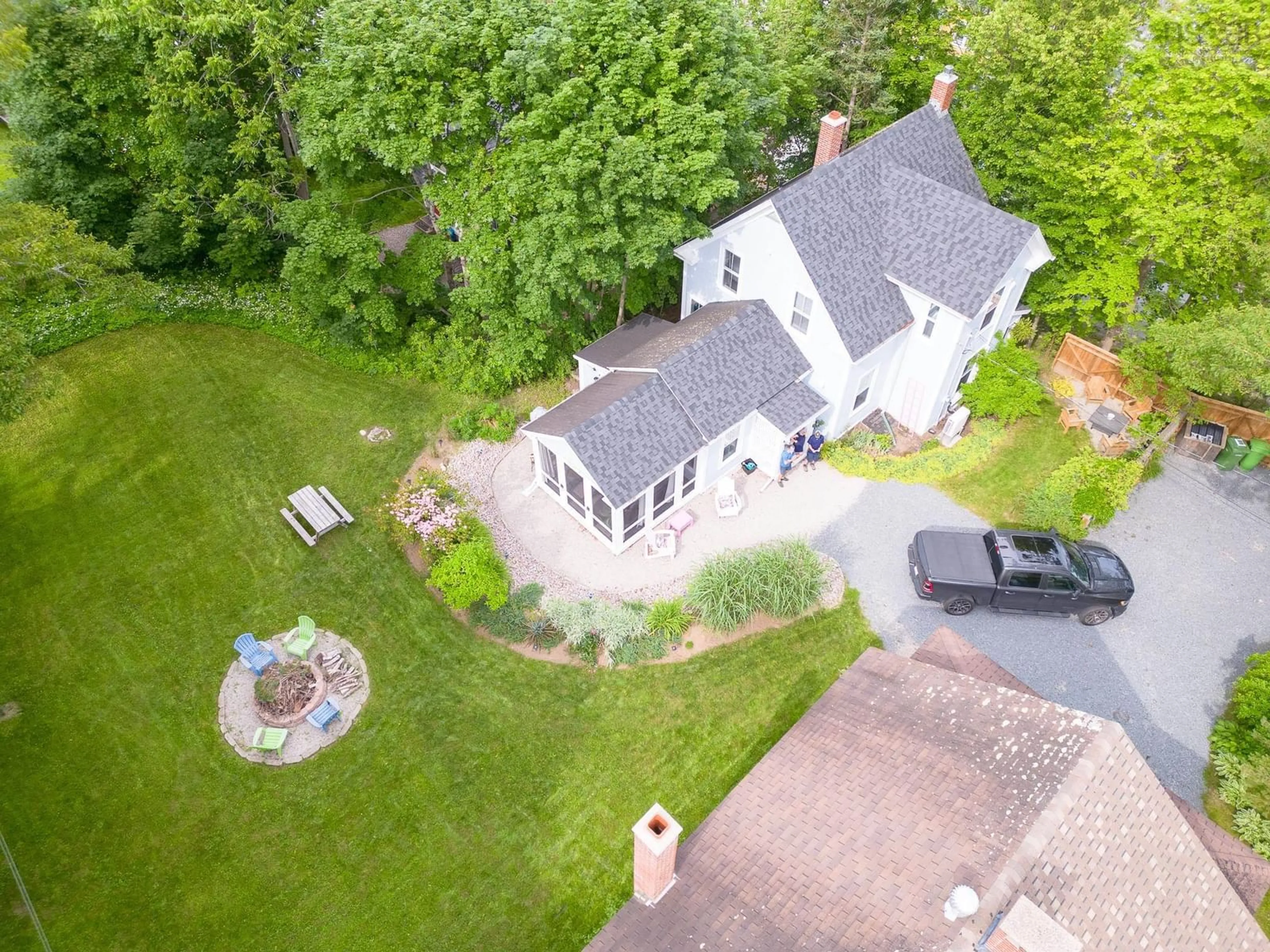 A pic from outside/outdoor area/front of a property/back of a property/a pic from drone, street for 93 Queen St, Chester Nova Scotia B0J 1H0