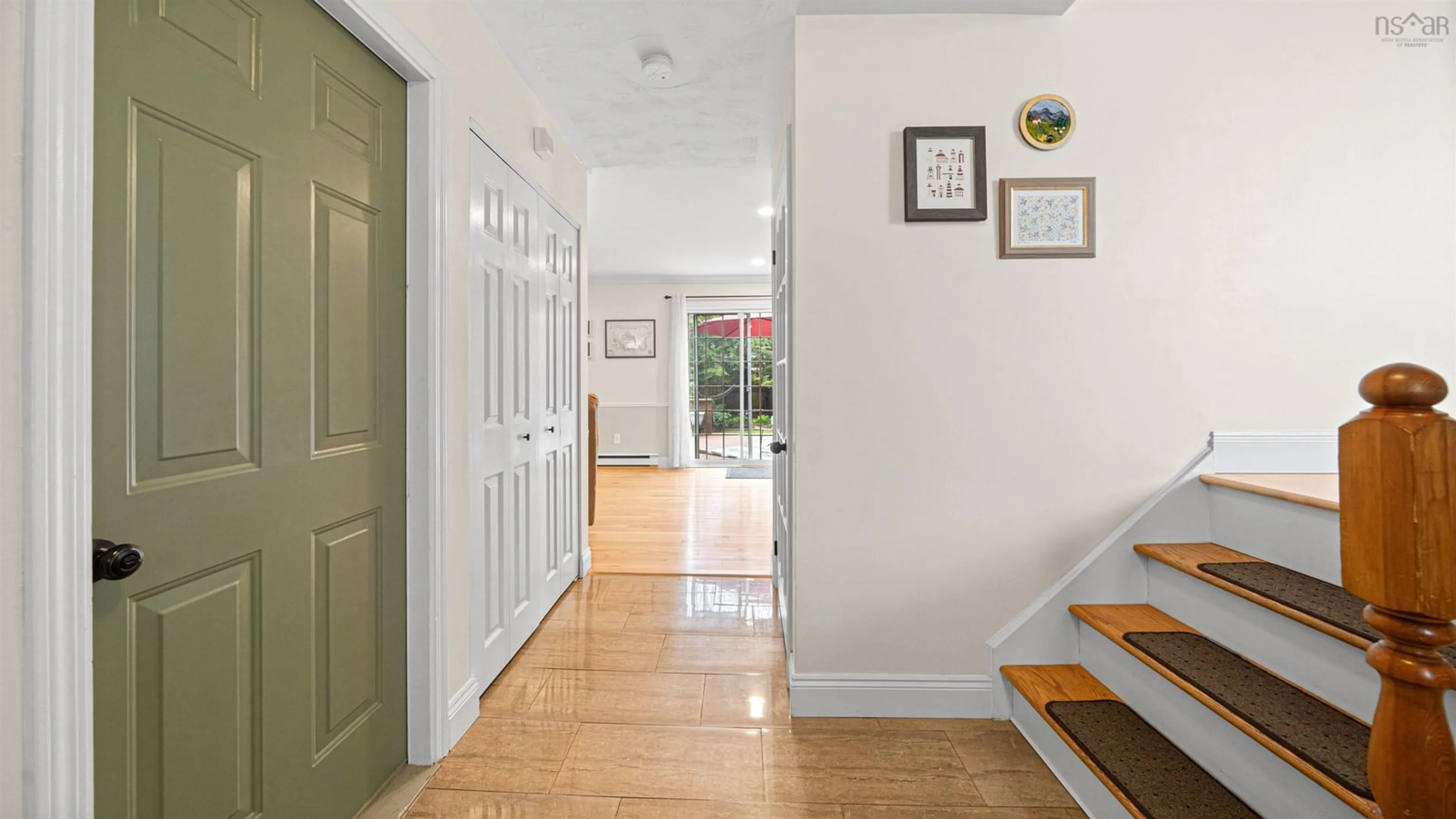 Indoor entryway for 4 Hemming Crt, Dartmouth Nova Scotia B2W 5E4