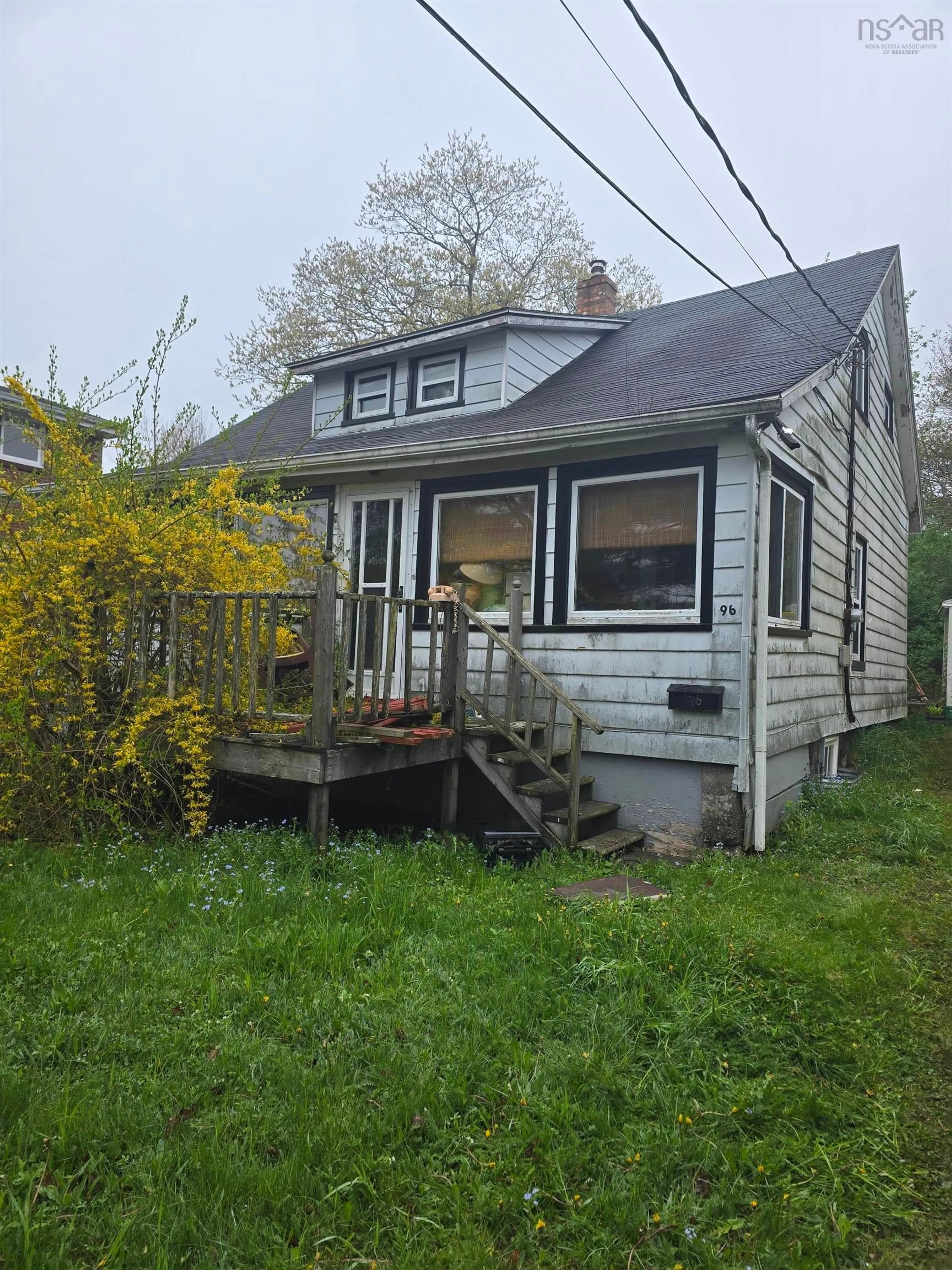 Unknown for 96 Fenwick St, Dartmouth Nova Scotia B2Y 2J6