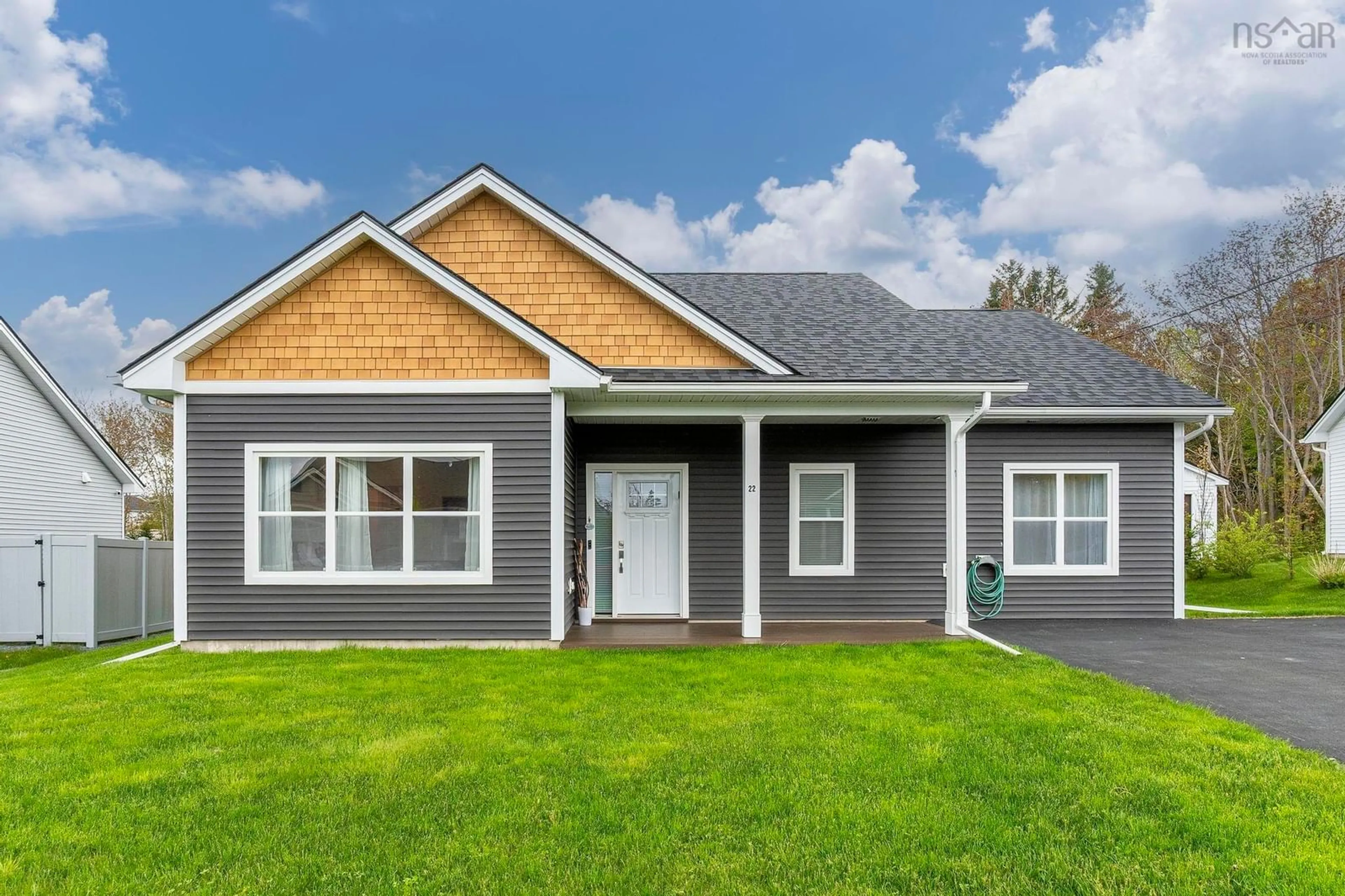 Home with vinyl exterior material, unknown for 22 Reginald Crt, Herring Cove Nova Scotia B3R 0C2