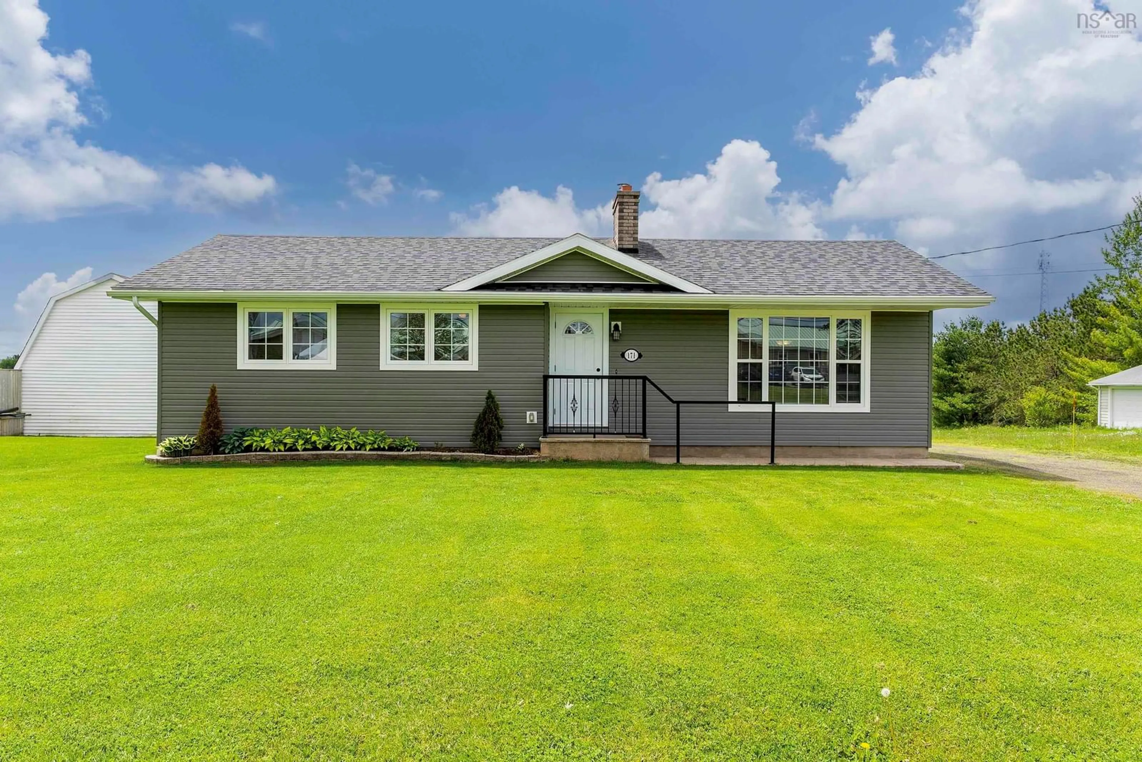 Home with vinyl exterior material, street for 171 Church St, Bridgetown North Nova Scotia B0S 1C0