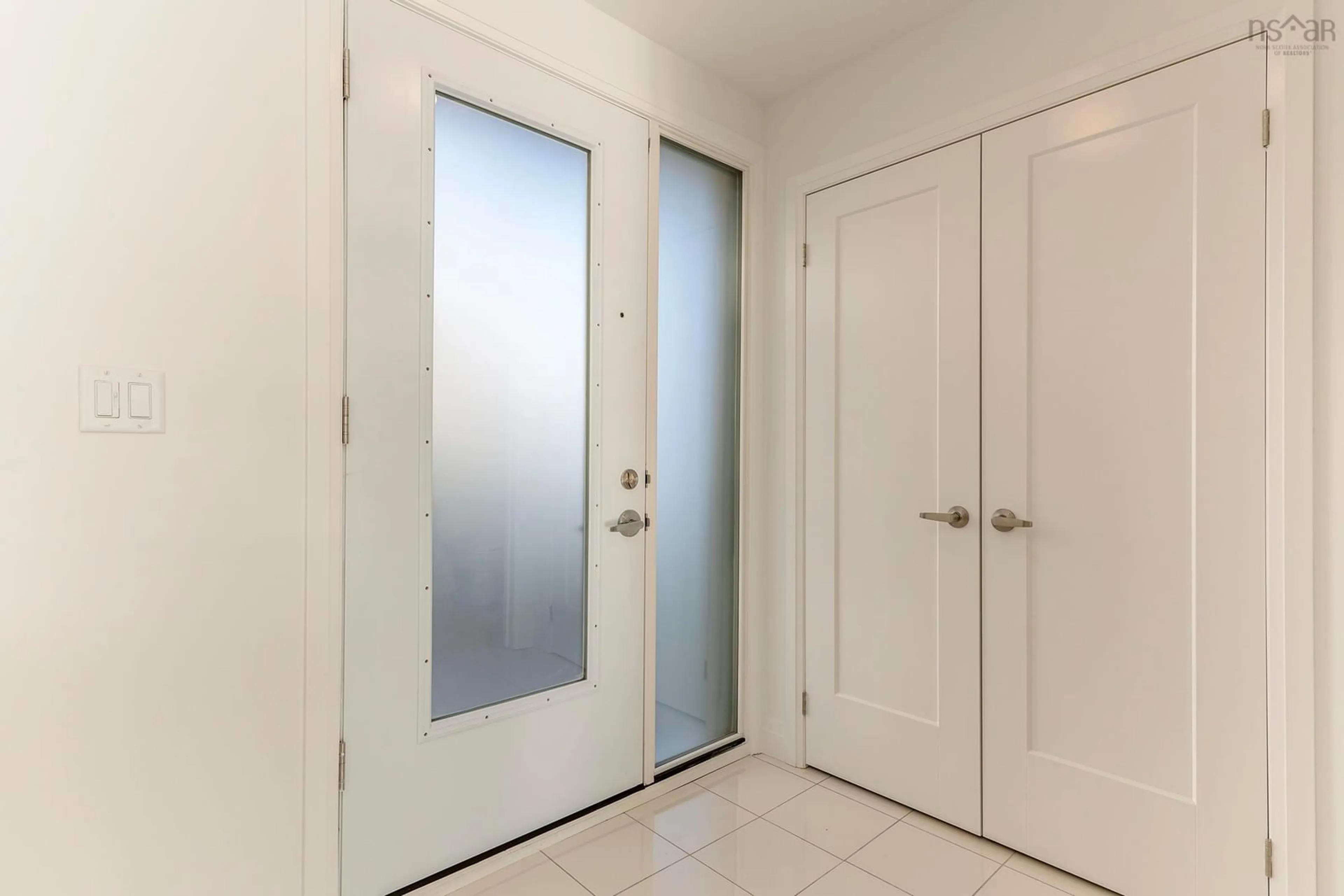 Indoor entryway for 5 Coveview Walk, Dartmouth Nova Scotia B3B 0P9