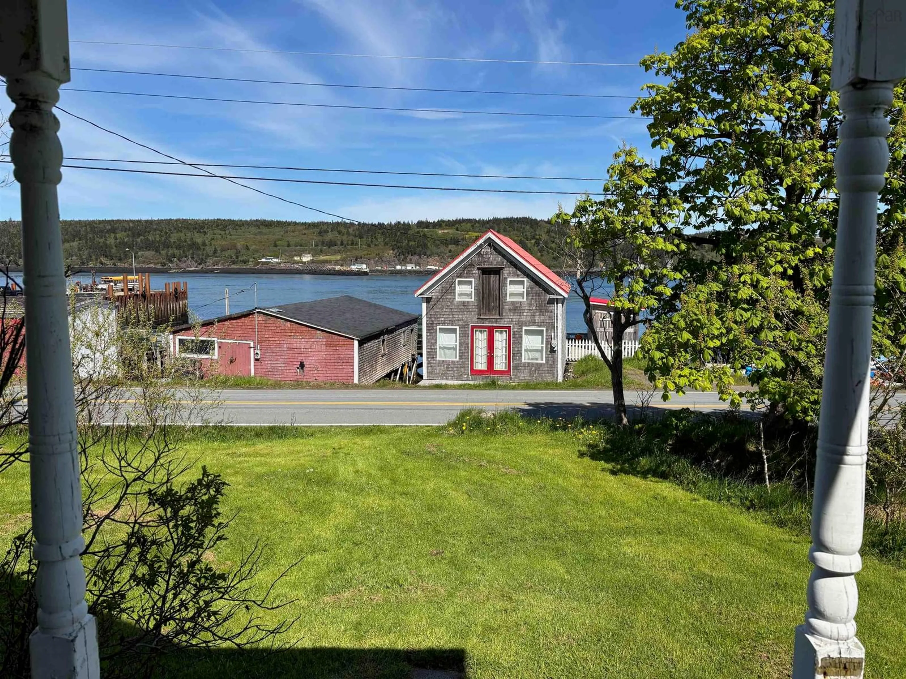 A pic from outside/outdoor area/front of a property/back of a property/a pic from drone, unknown for 3383 Highway 217, Tiverton Nova Scotia B0V 1G0