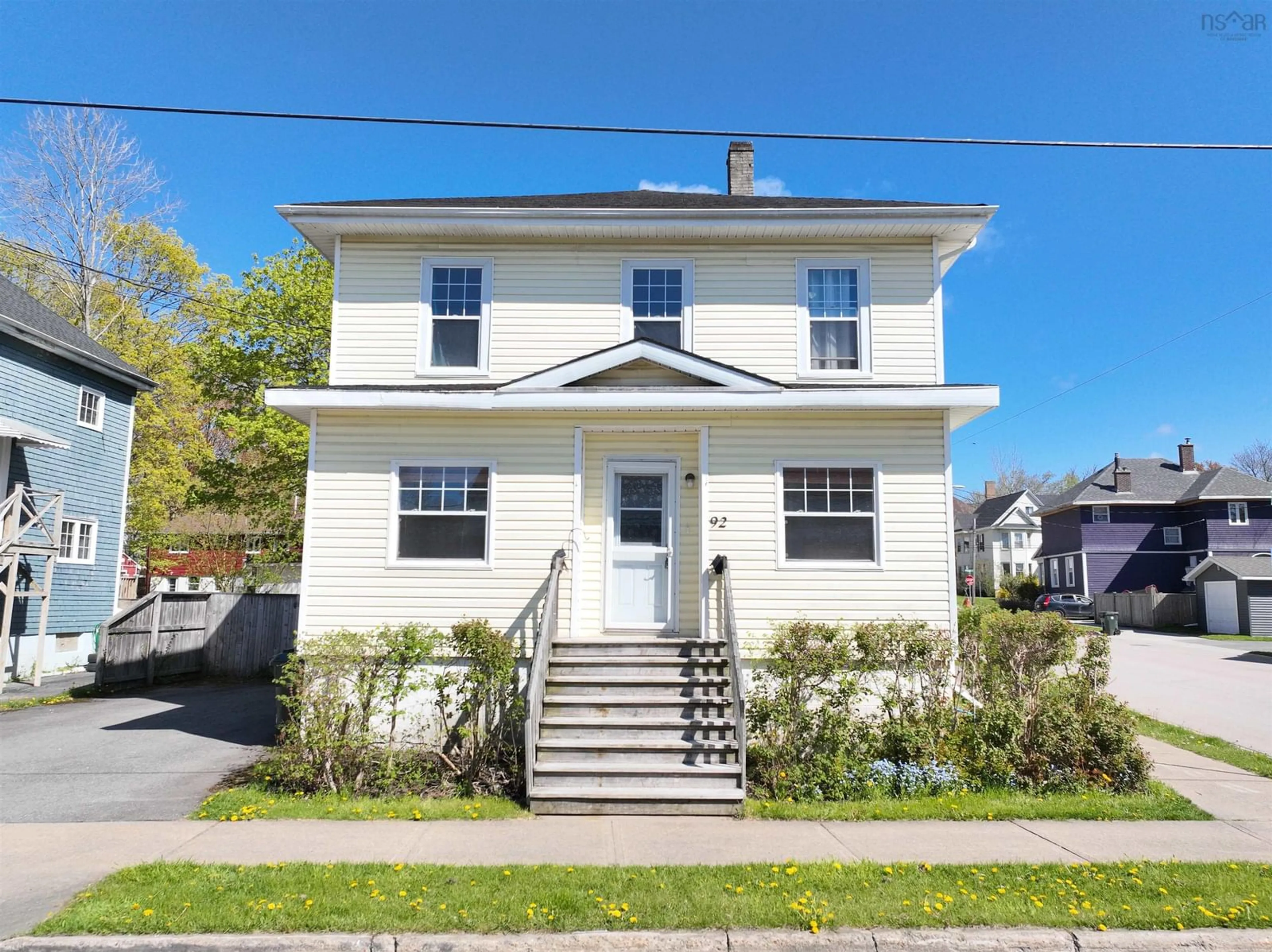 Home with vinyl exterior material, street for 92 Union St, Sydney Nova Scotia B1P 4X8