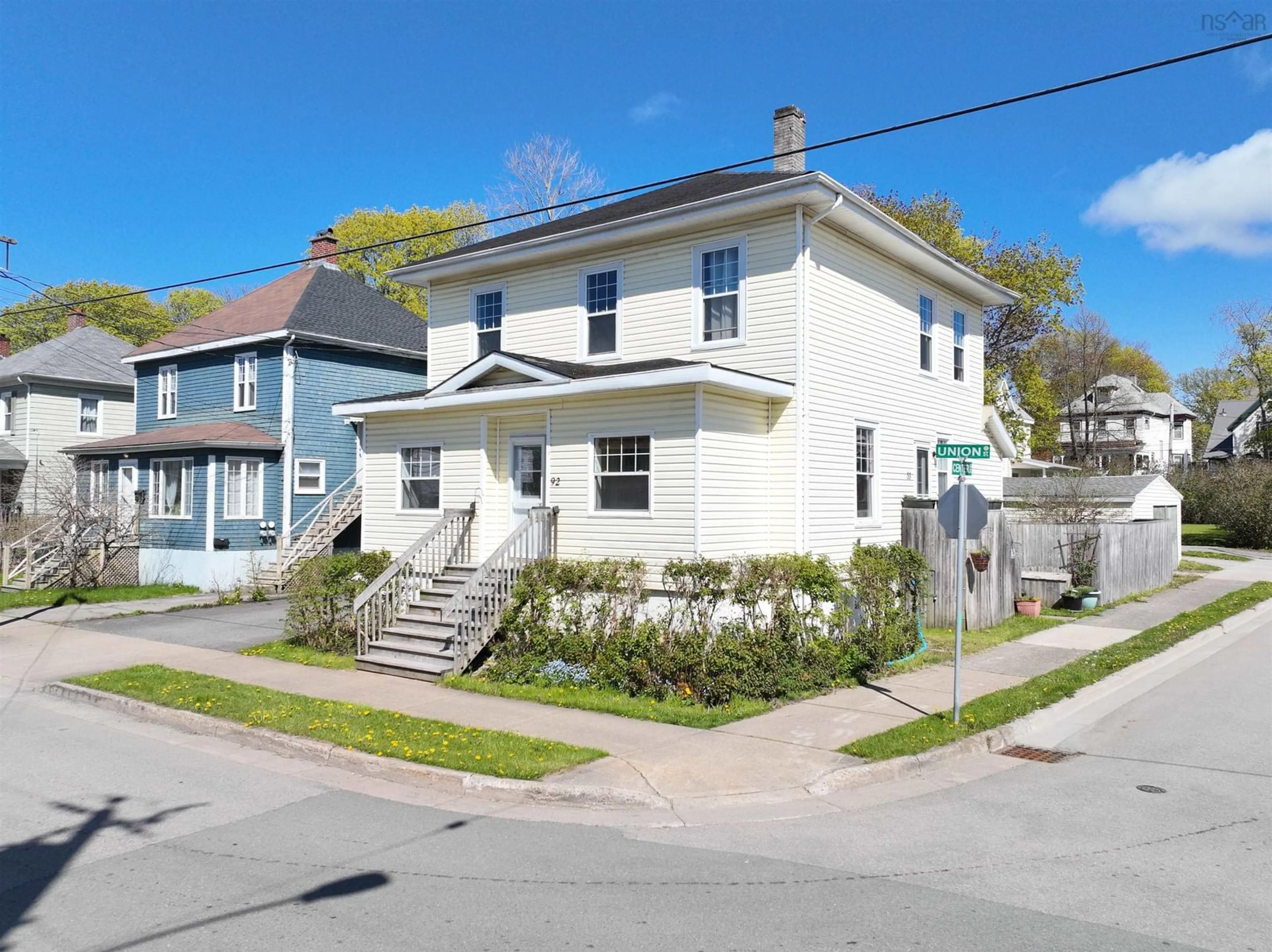 A pic from outside/outdoor area/front of a property/back of a property/a pic from drone, street for 92 Union St, Sydney Nova Scotia B1P 4X8