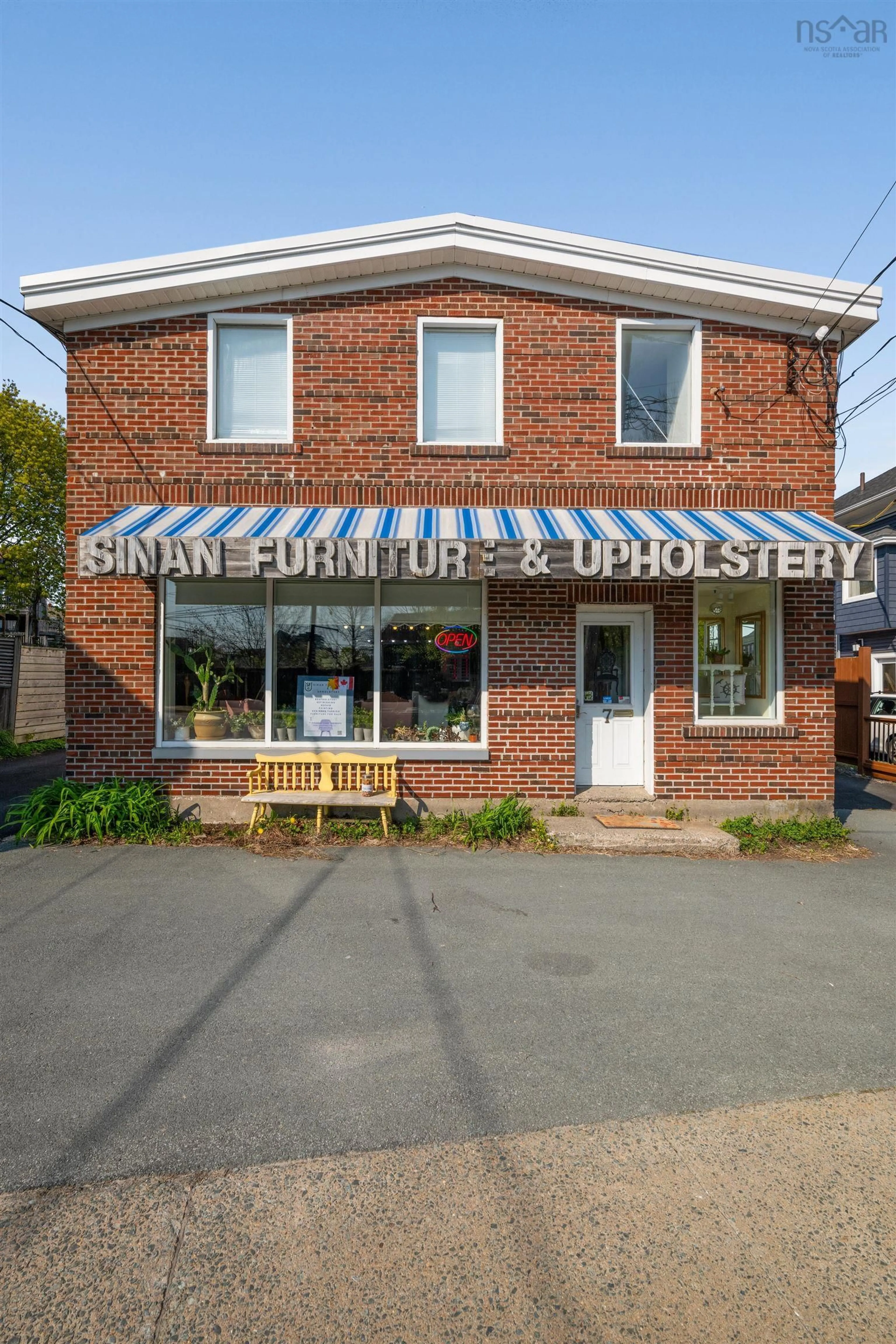 Unknown for 7 Pleasant St, Dartmouth Nova Scotia B2Y 3P1