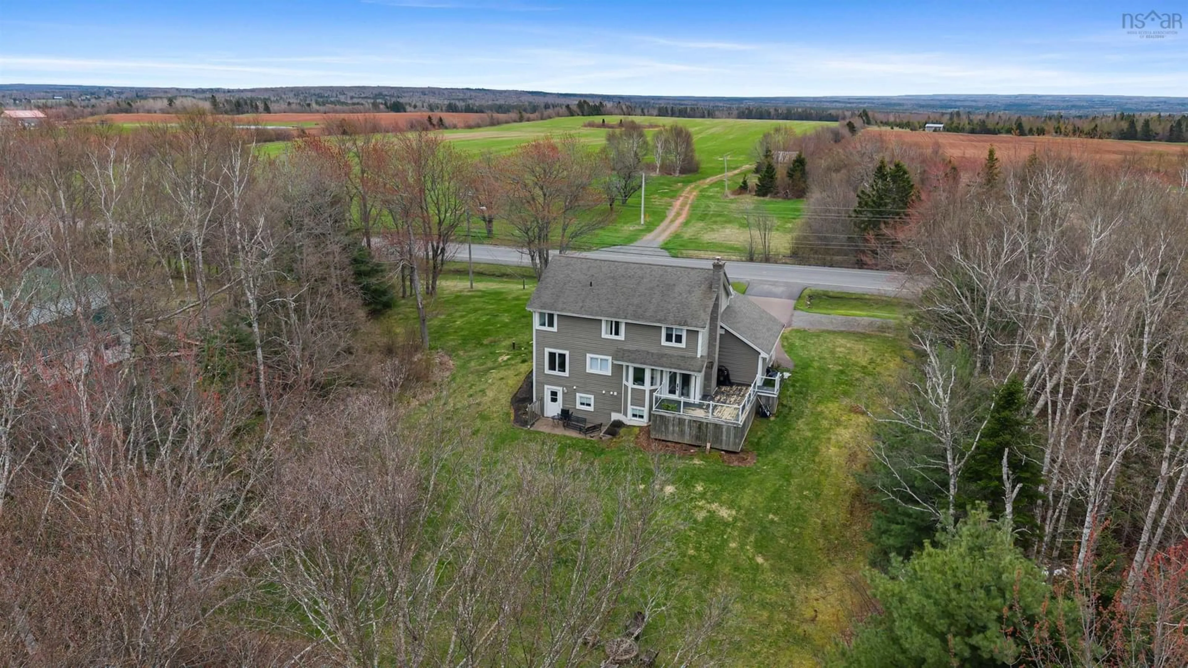 A pic from outside/outdoor area/front of a property/back of a property/a pic from drone, building for 1509 Highway 6, Amherst Nova Scotia B4H 3Y2