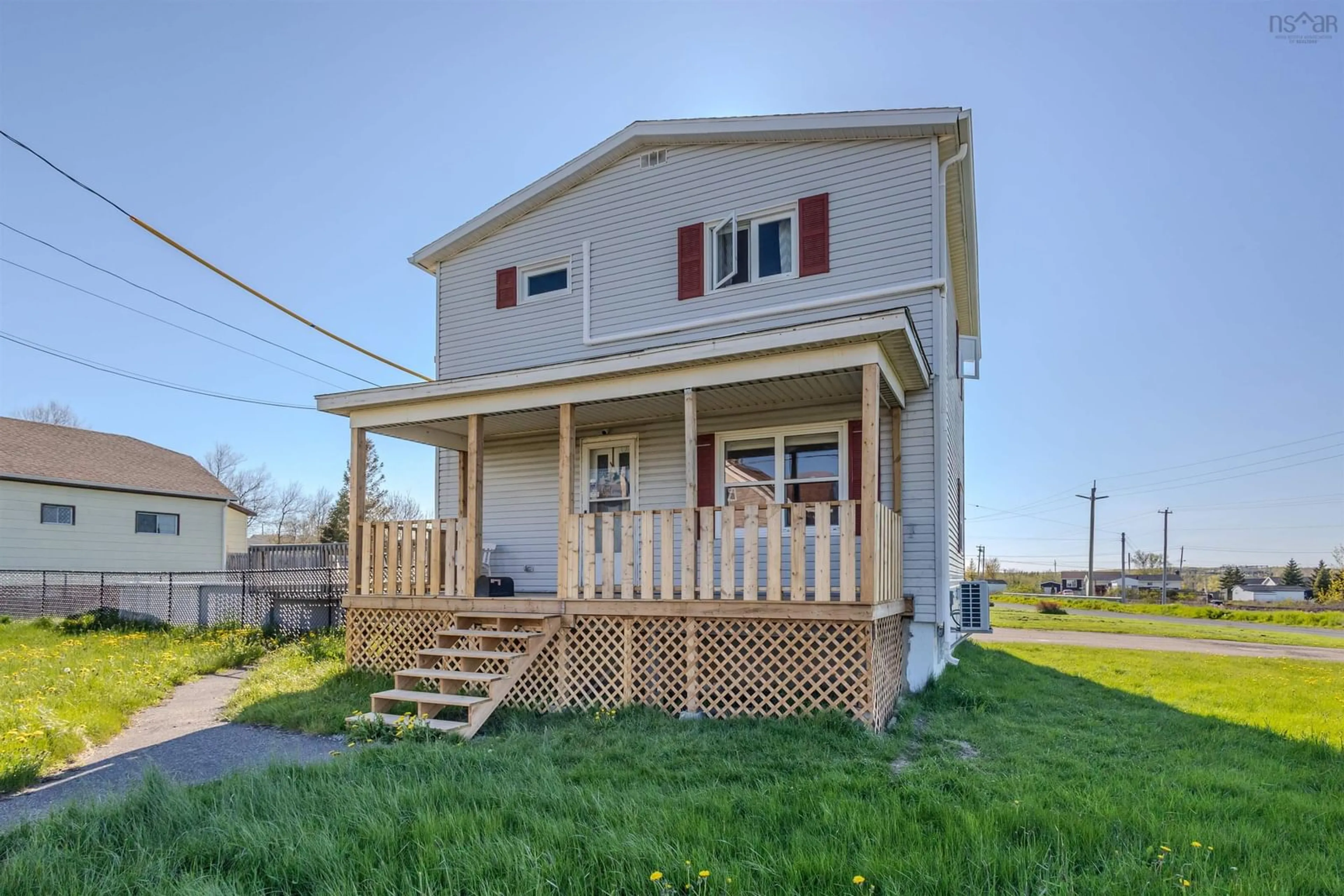 Home with vinyl exterior material, building for 683 Mahon St, New Waterford Nova Scotia B1H 3K8