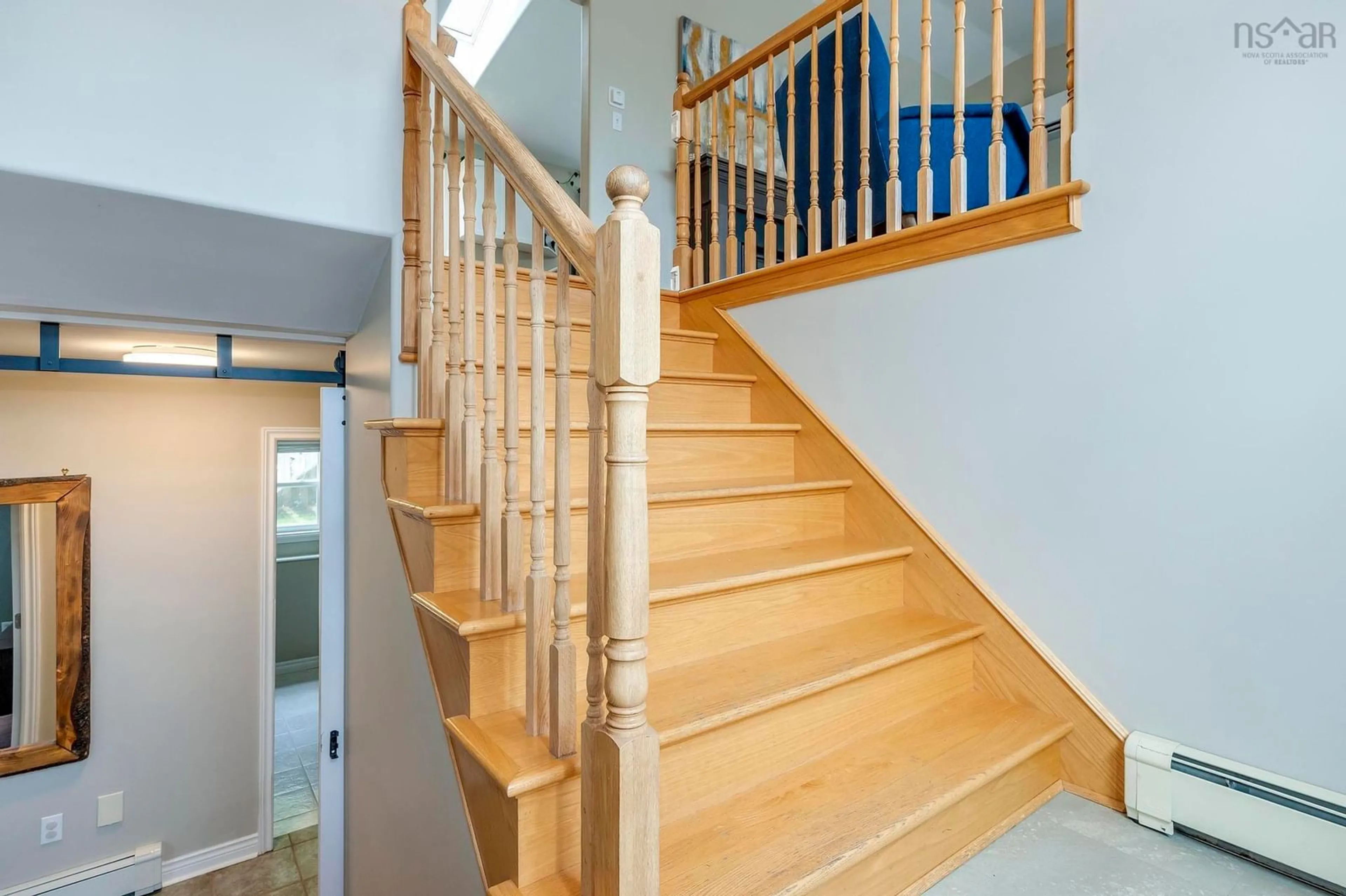Stairs for 41 Bradorian Dr, Dartmouth Nova Scotia B2W 6G6