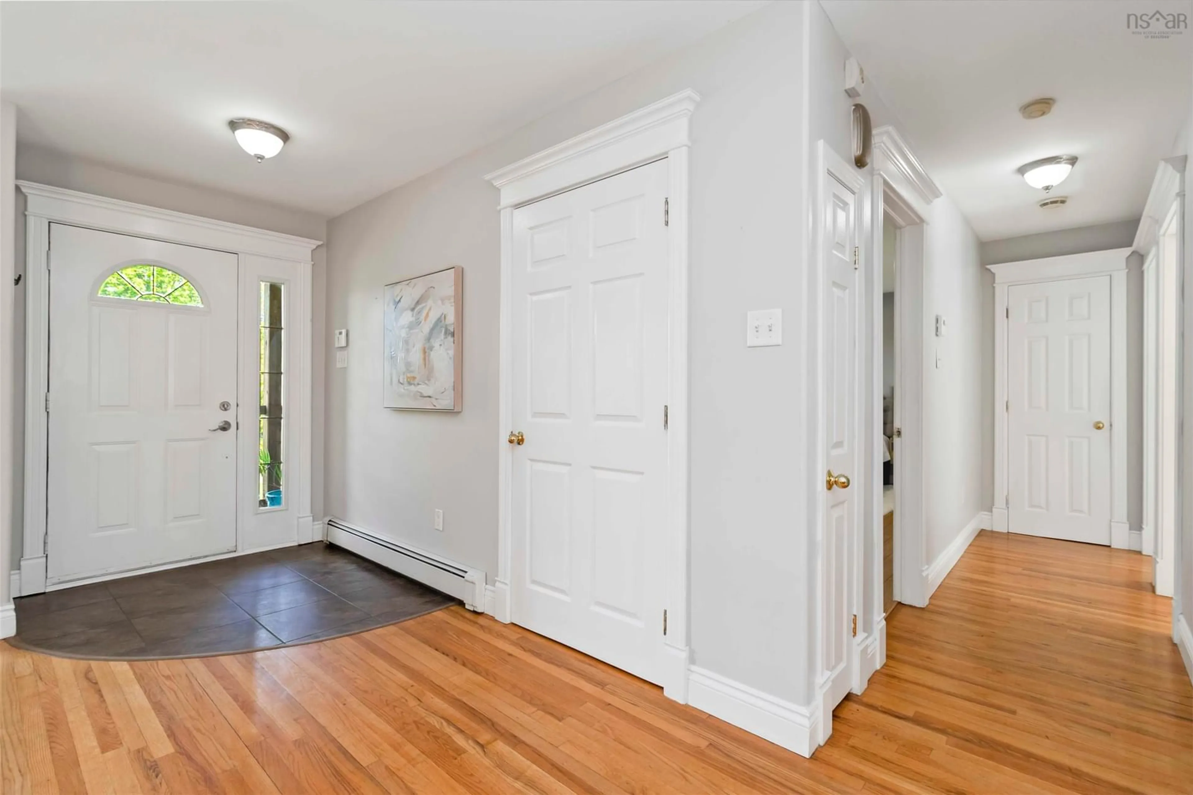Indoor entryway for 110 Silver Leaf Dr, Kinsac Nova Scotia B4G 1G5