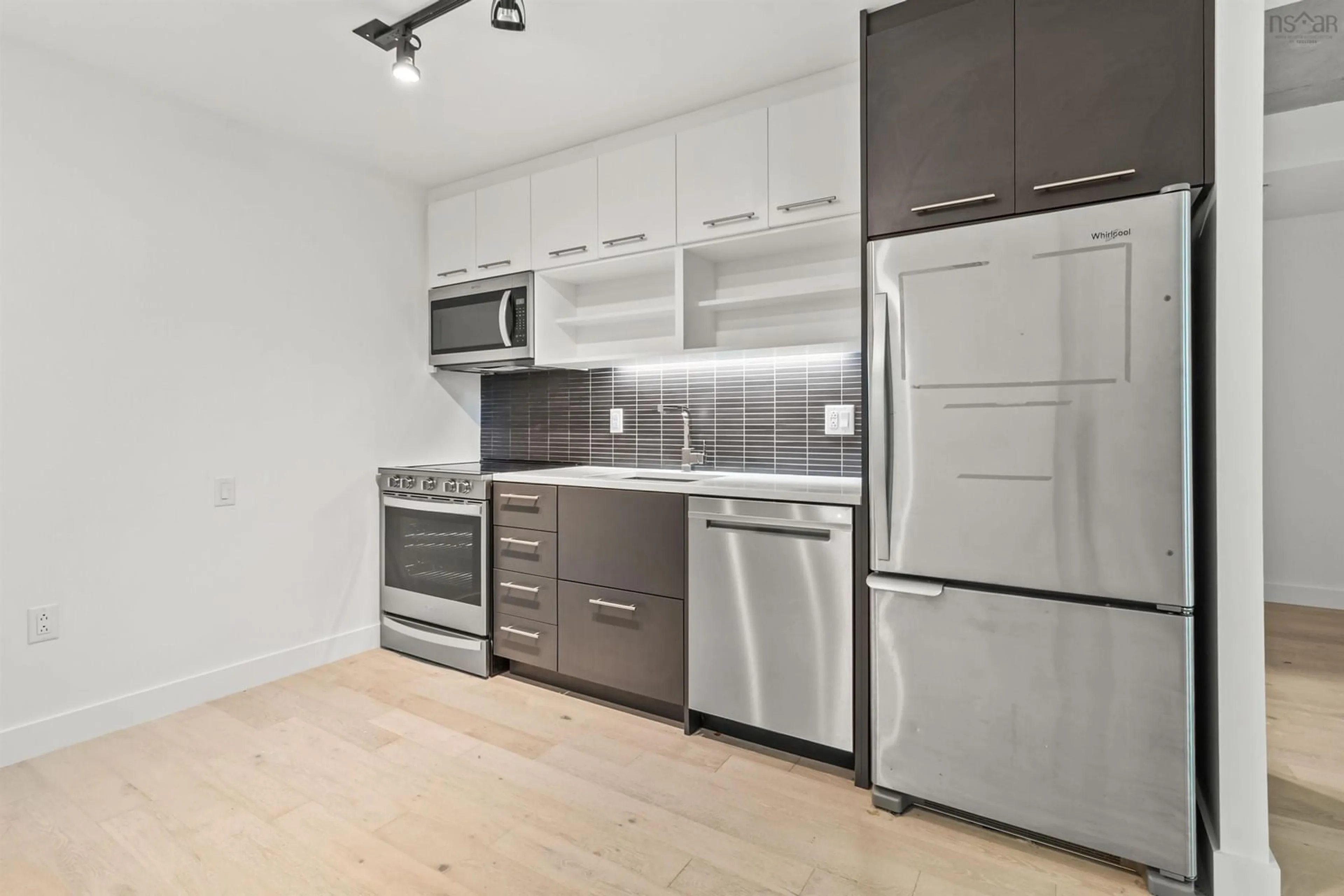 Standard kitchen, unknown for 1048 Wellington St #316, Halifax Nova Scotia B3H 0C2