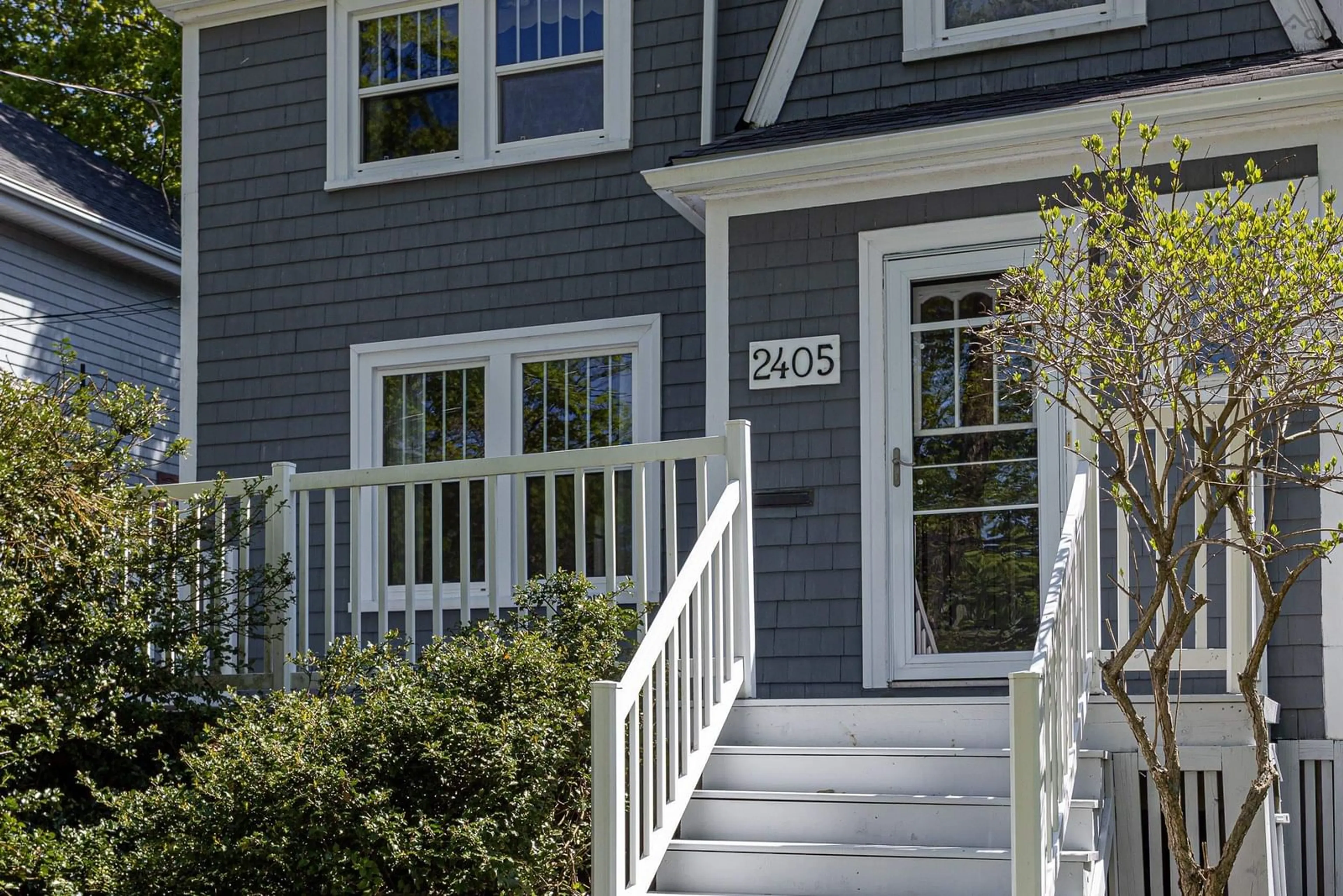 Home with vinyl exterior material, street for 2405 Connaught Ave, Halifax Nova Scotia B3L 2Z5