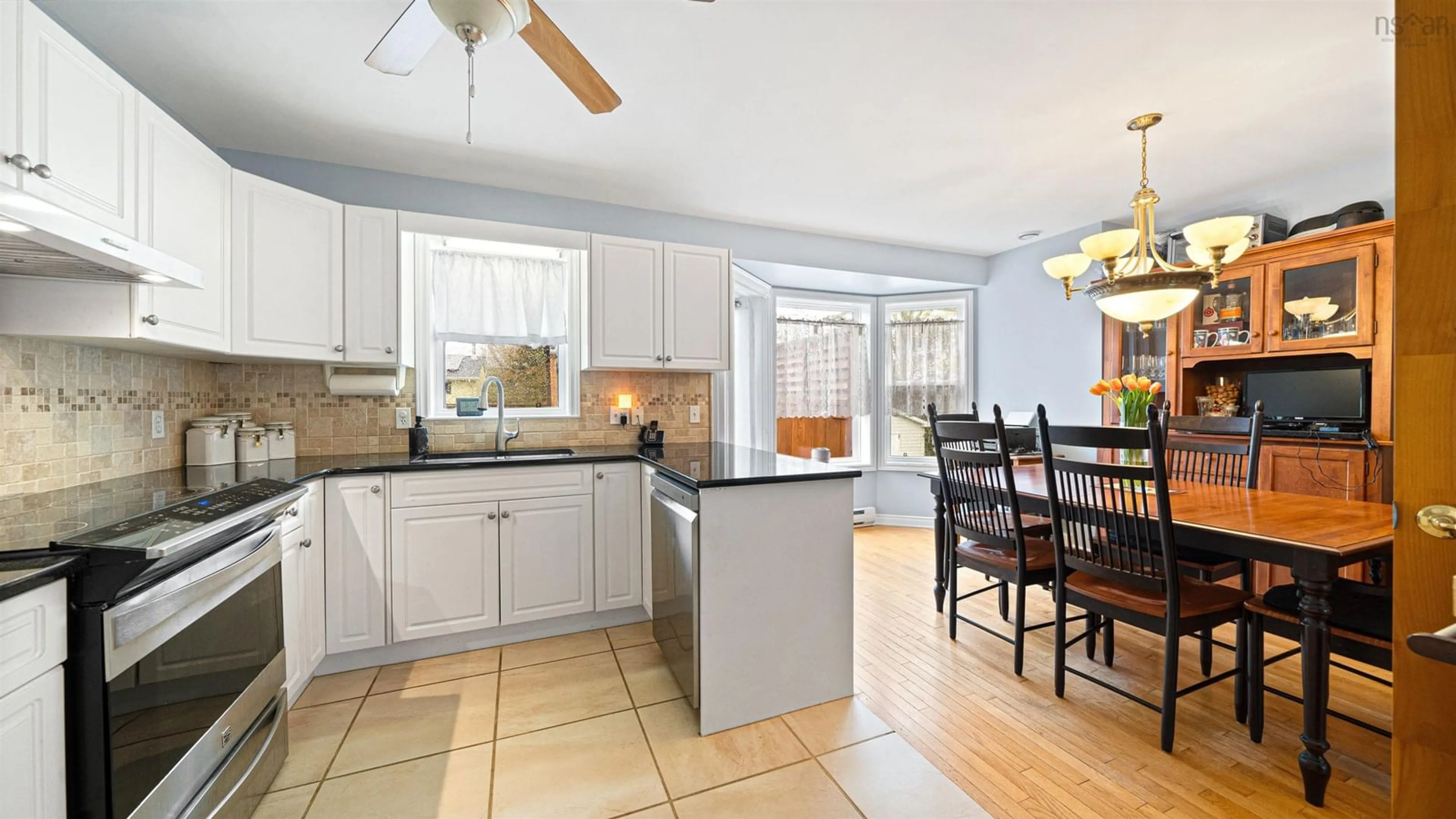 Open concept kitchen, ceramic/tile floor for 15 Wilton Cres, Cole Harbour Nova Scotia B2V 2S9