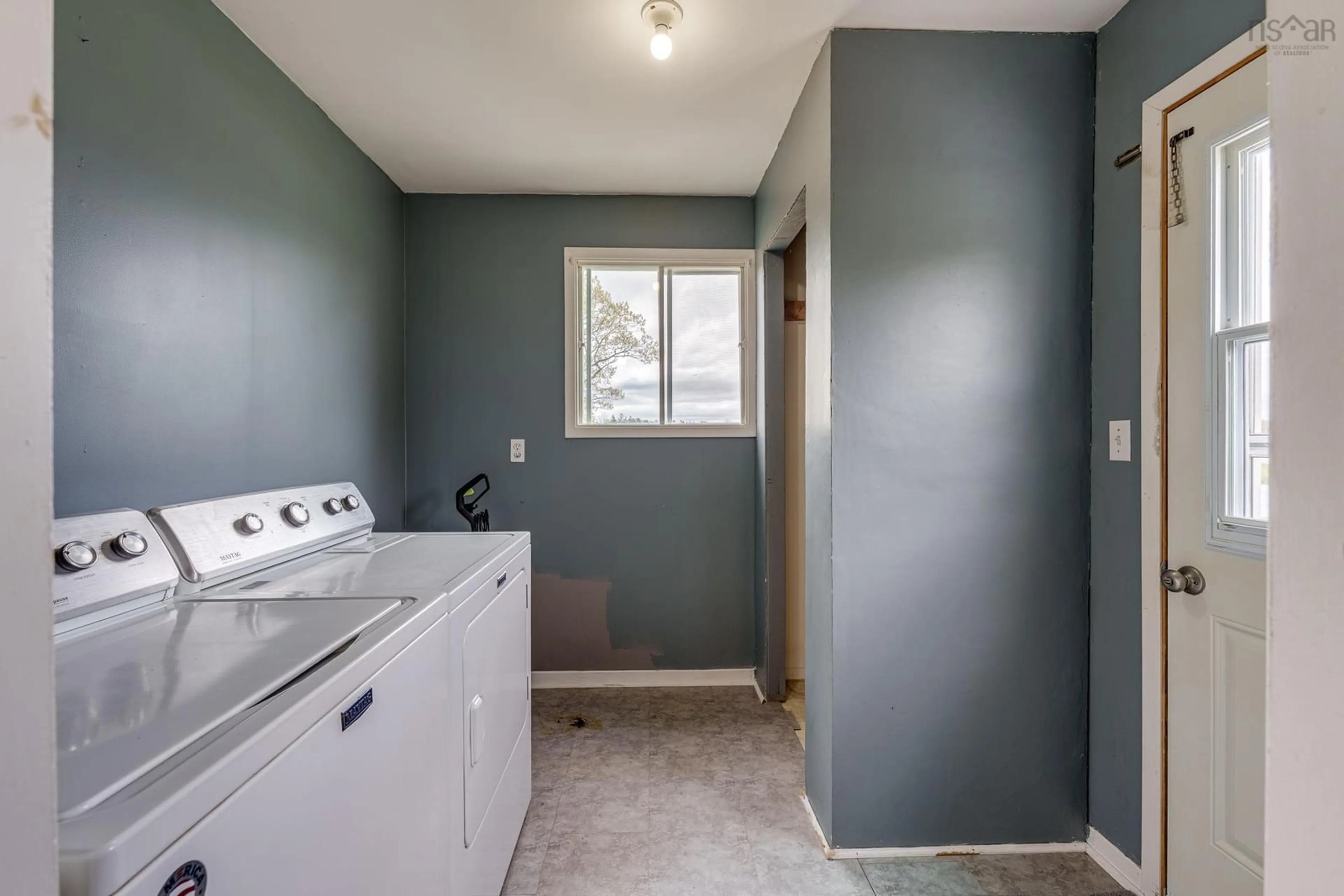 Laundry room for 7154 308 Hwy, Quinan Nova Scotia B0W 3M0