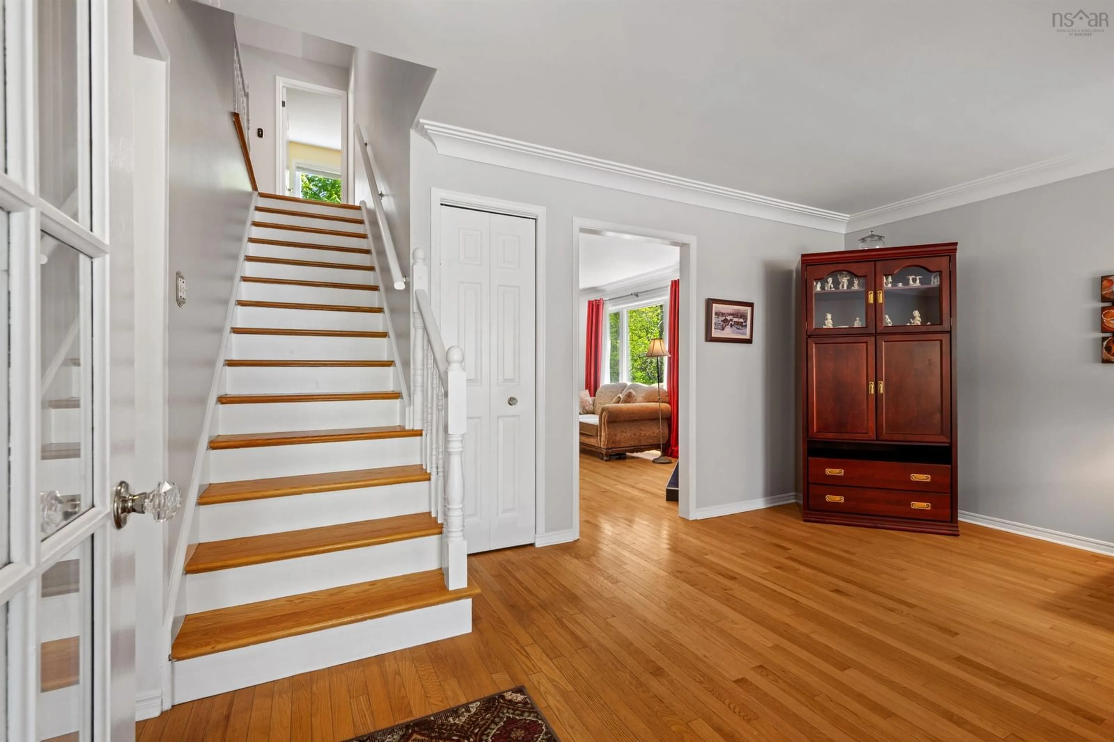 Indoor foyer for 12 Mount Royal Crt, Dartmouth Nova Scotia B3A 4R5