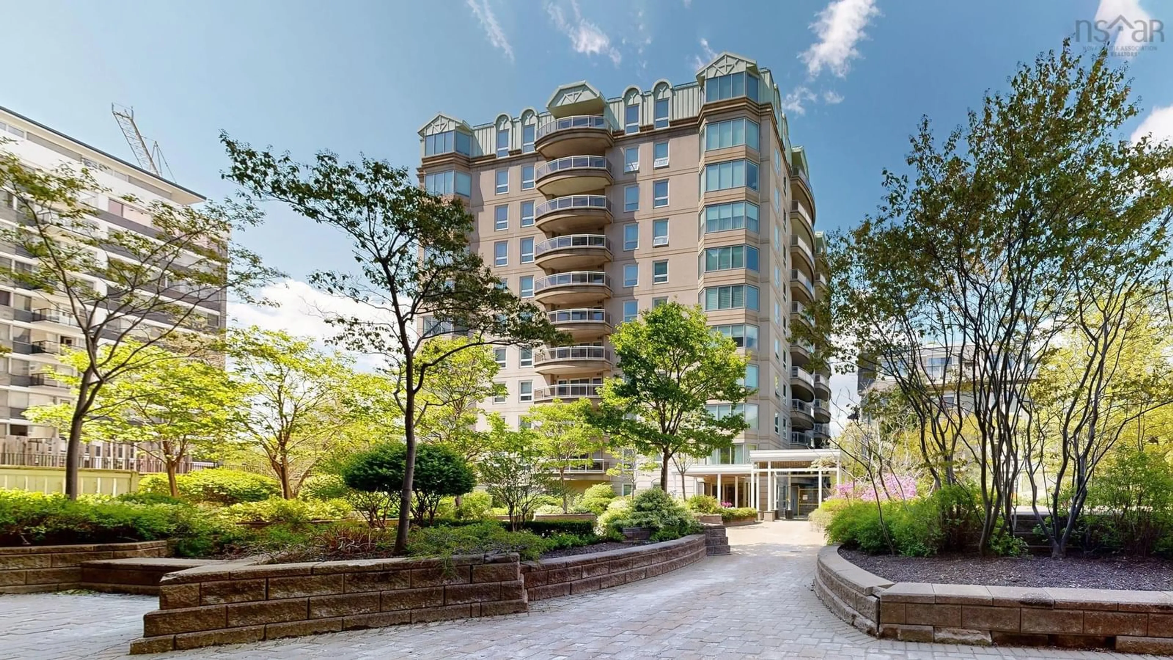 Indoor foyer for 1540 Summer St #604, Halifax Nova Scotia B3H 4R9