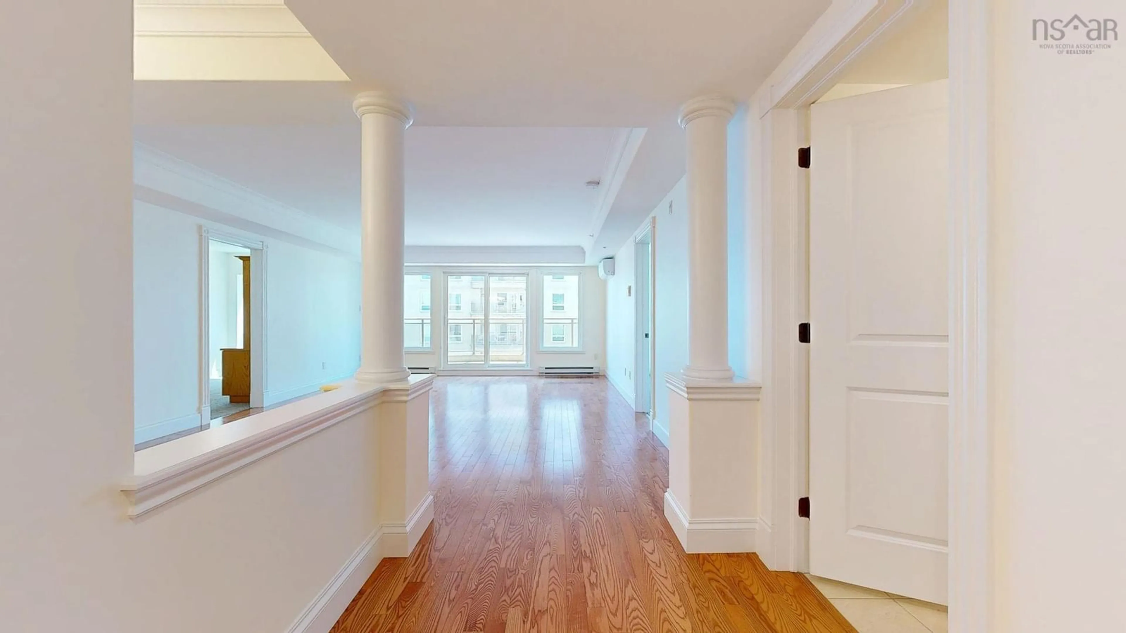 Indoor foyer for 1540 Summer St #604, Halifax Nova Scotia B3H 4R9