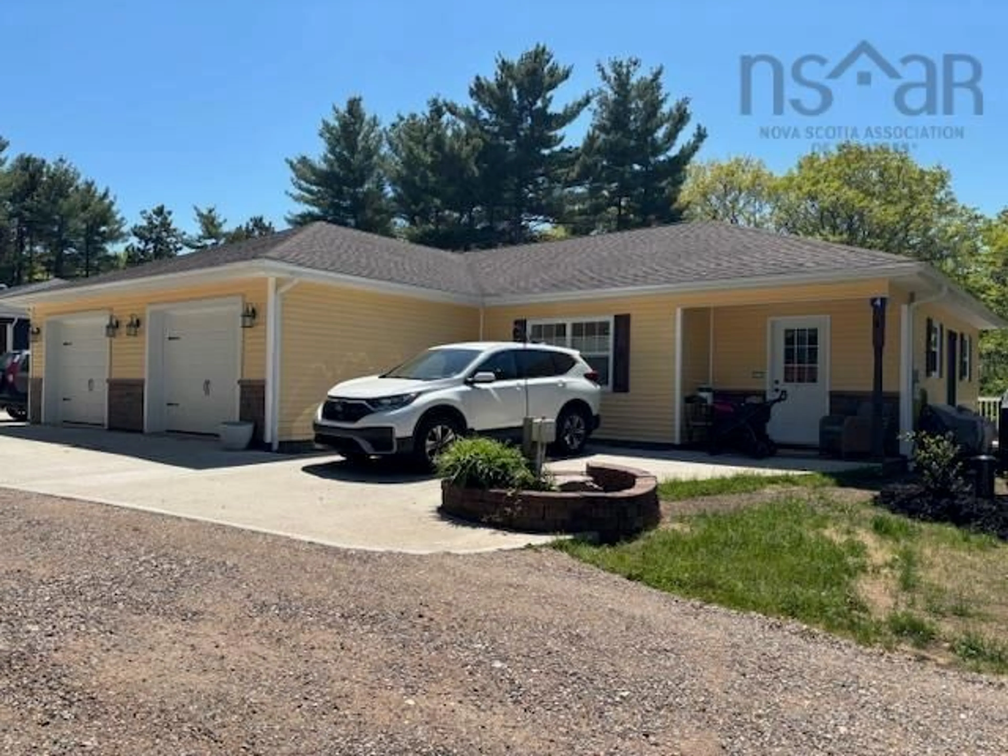 Unknown for 4-6 Fallsview Pl, Coldbrook Nova Scotia B4R 1B5