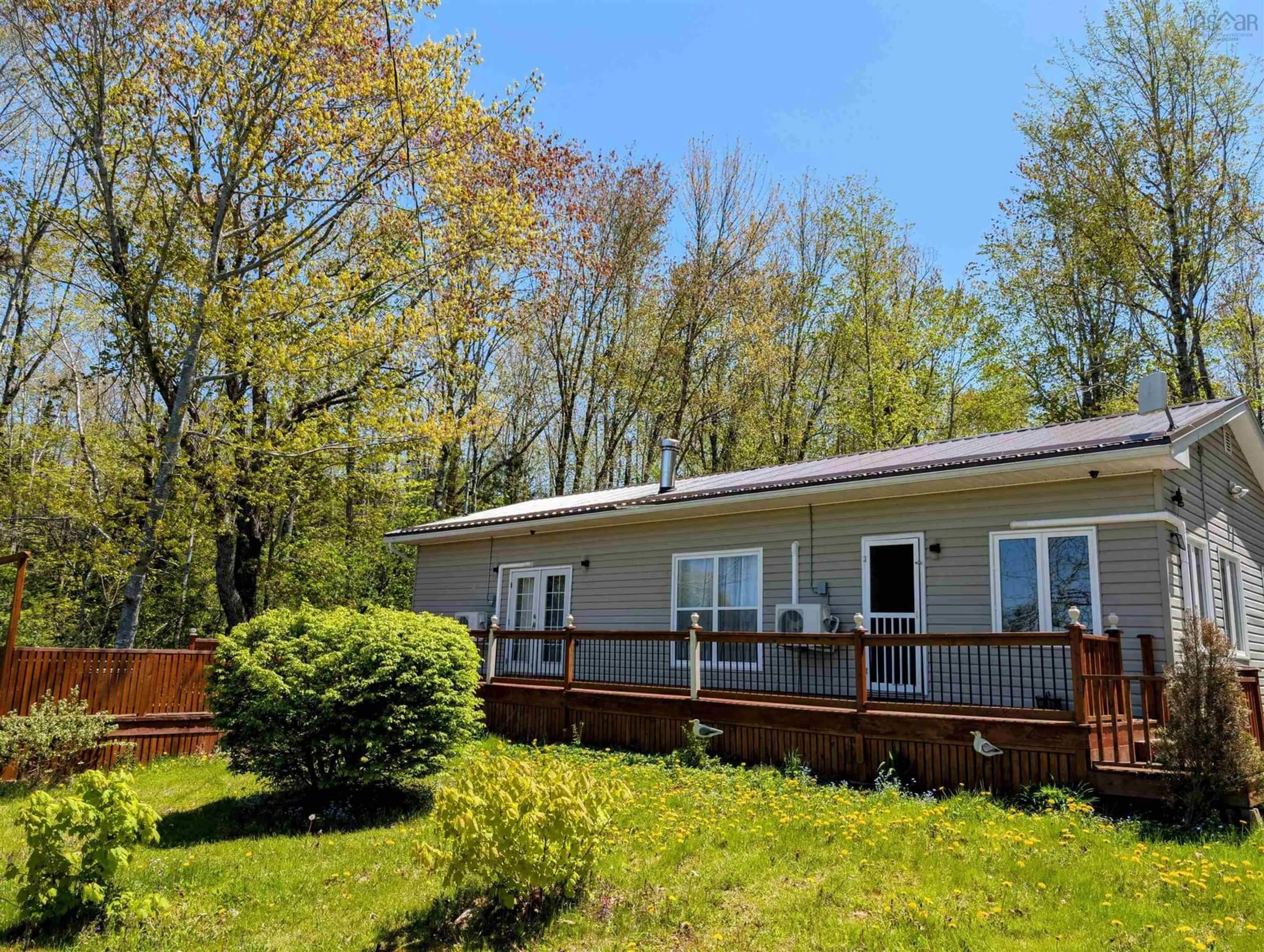 Home with vinyl exterior material, water/lake/river/ocean view for 271 Shortts Lake Rd, Shortts Lake Nova Scotia B0N 1C0