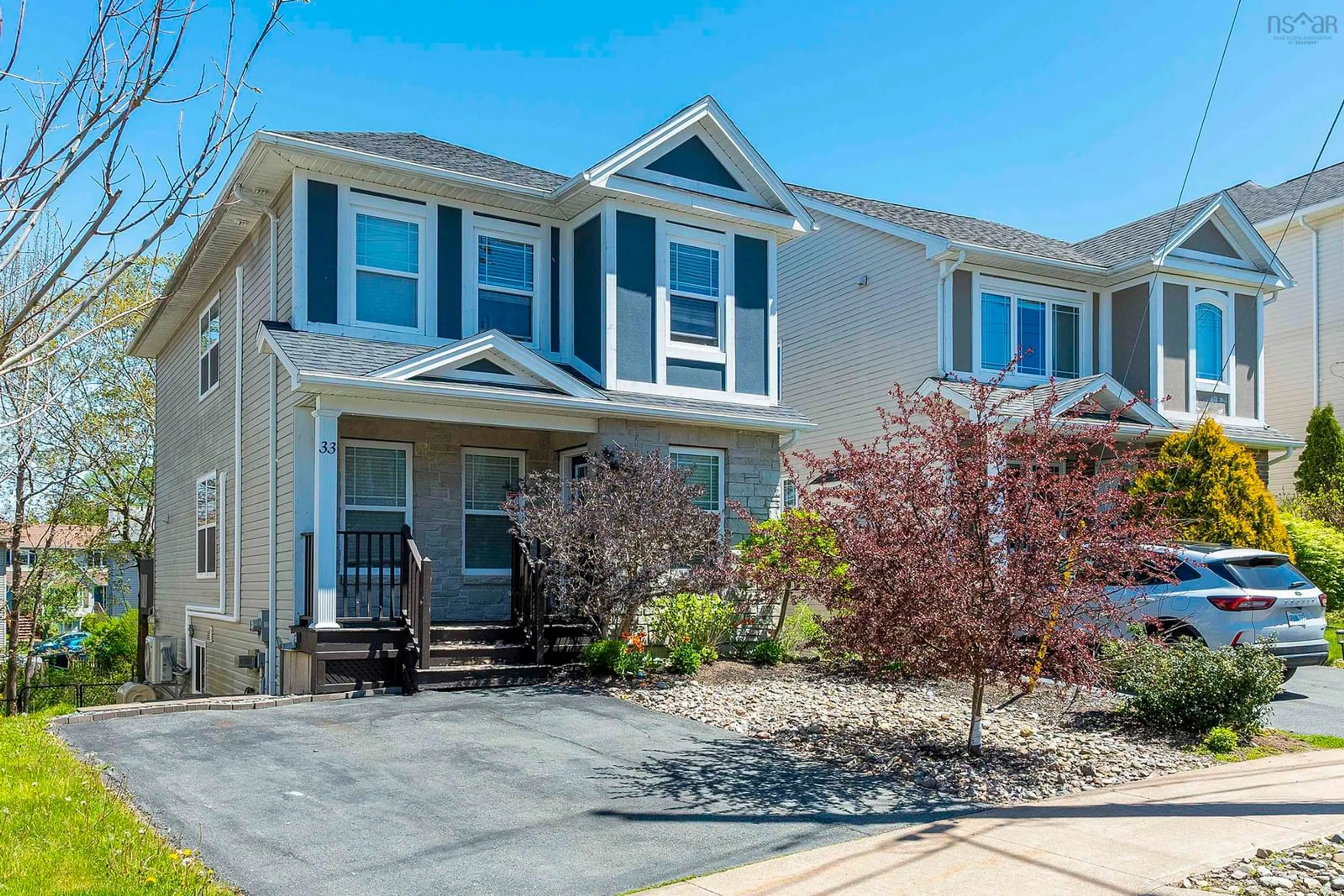 Home with vinyl exterior material, street for 33 Ridgestone Crt, Halifax Nova Scotia B3N 3H8