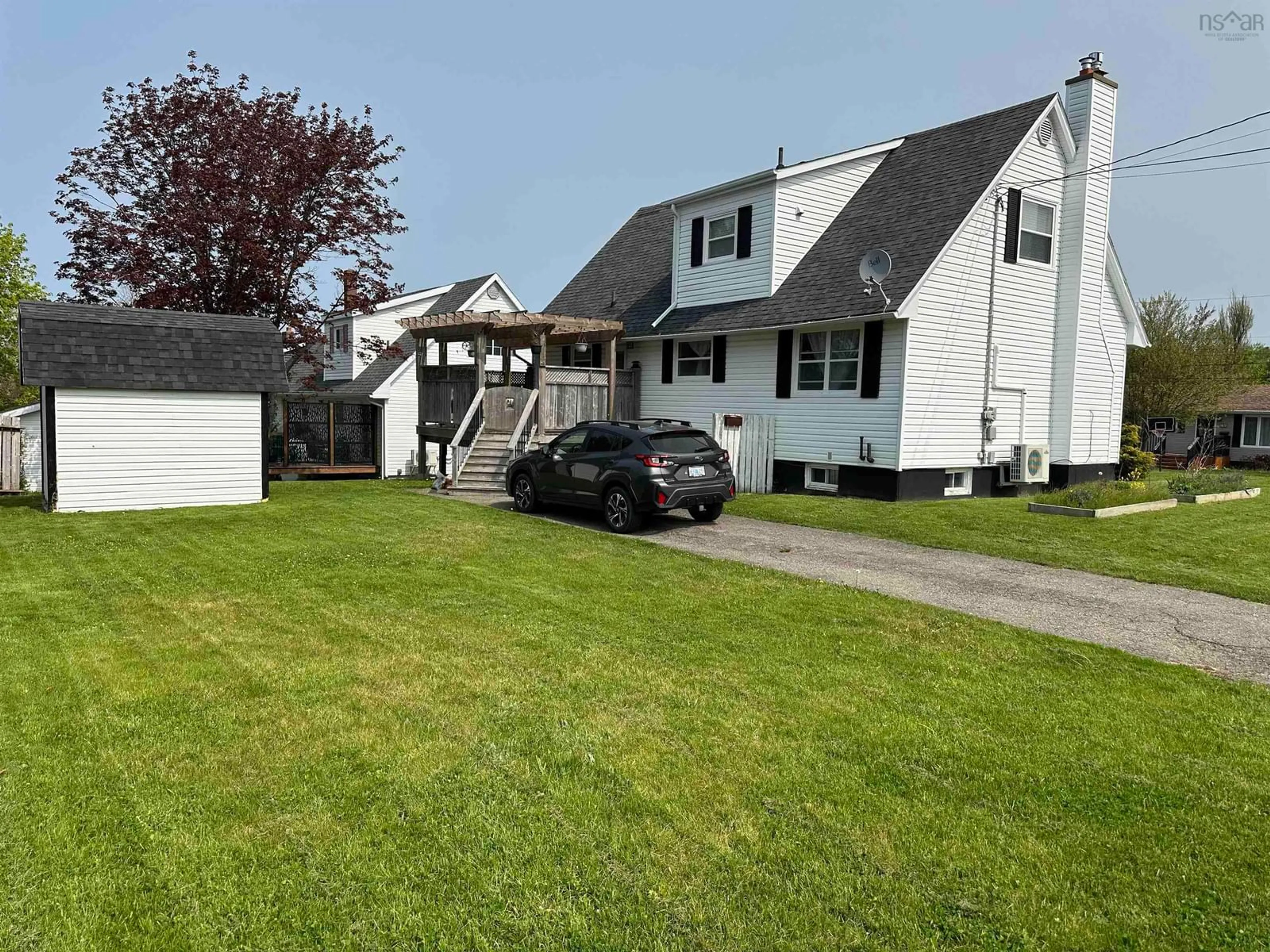 A pic from outside/outdoor area/front of a property/back of a property/a pic from drone, street for 26 Dalhousie Dr, Sydney Nova Scotia B1P 3Y2