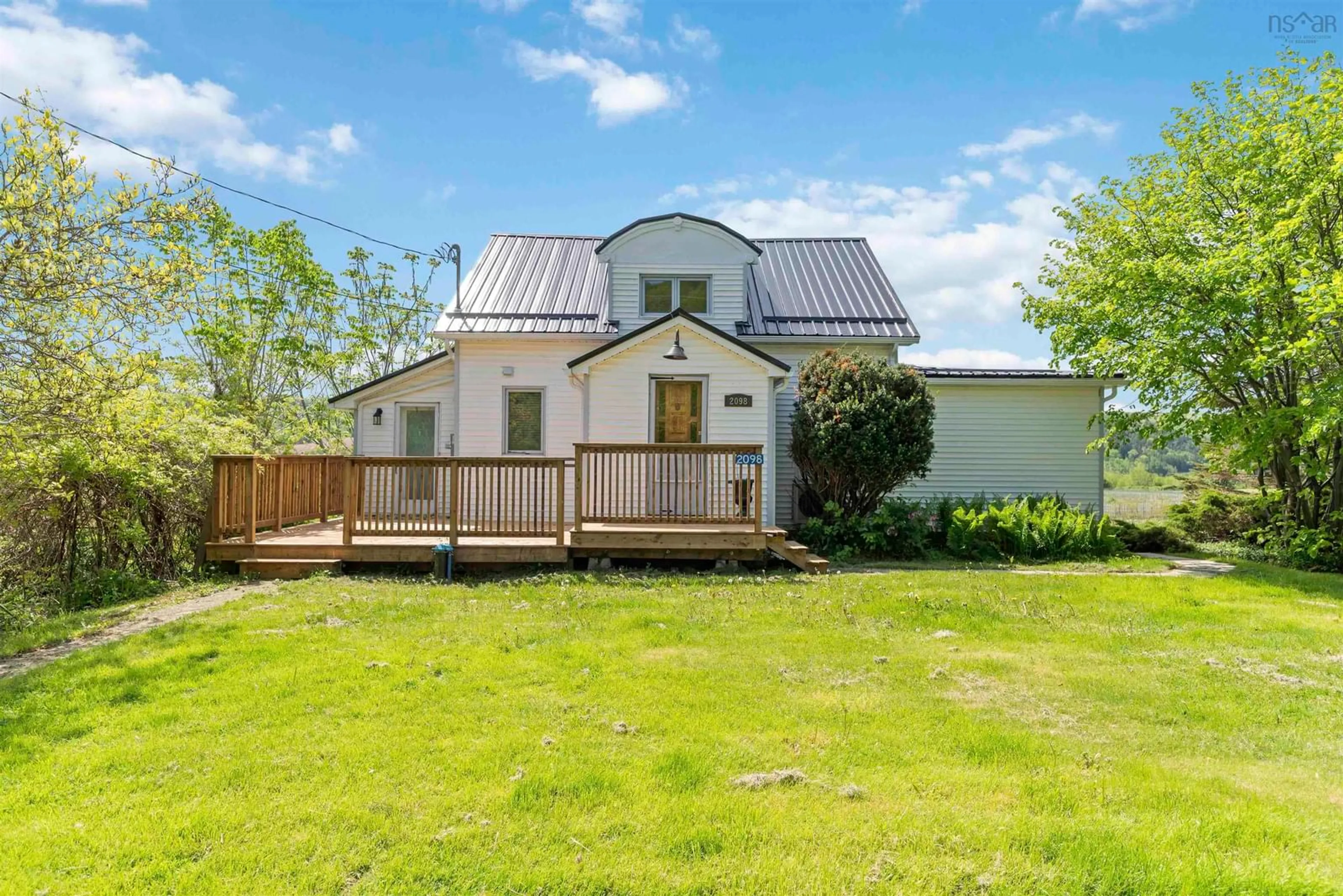 A pic from outside/outdoor area/front of a property/back of a property/a pic from drone, building for 2098 White Rock Rd, Gaspereau Nova Scotia B4P 2R1