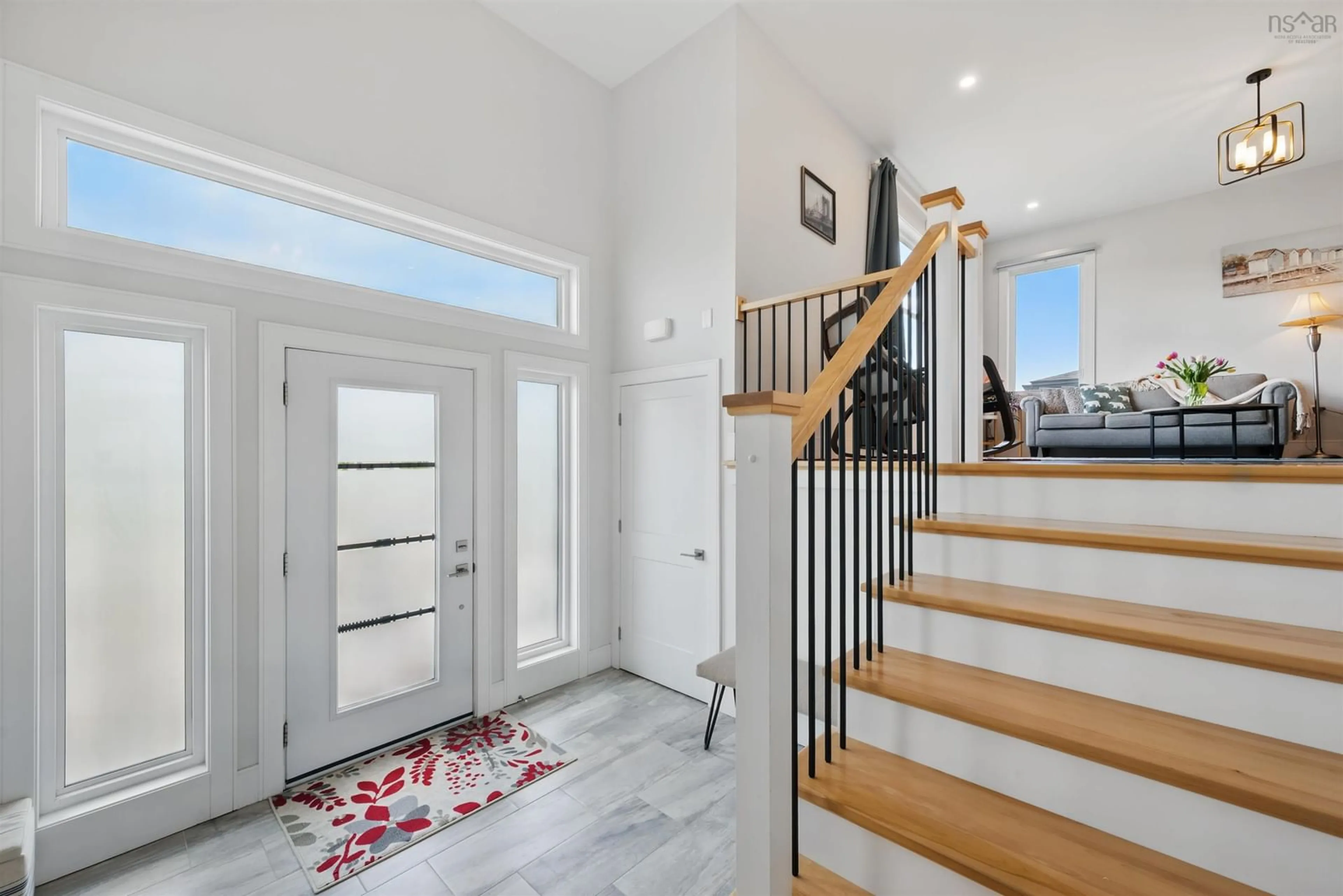 Indoor entryway for 48 Innsbrook Way, Halifax Regional Municipality Nova Scotia B4B 0X6