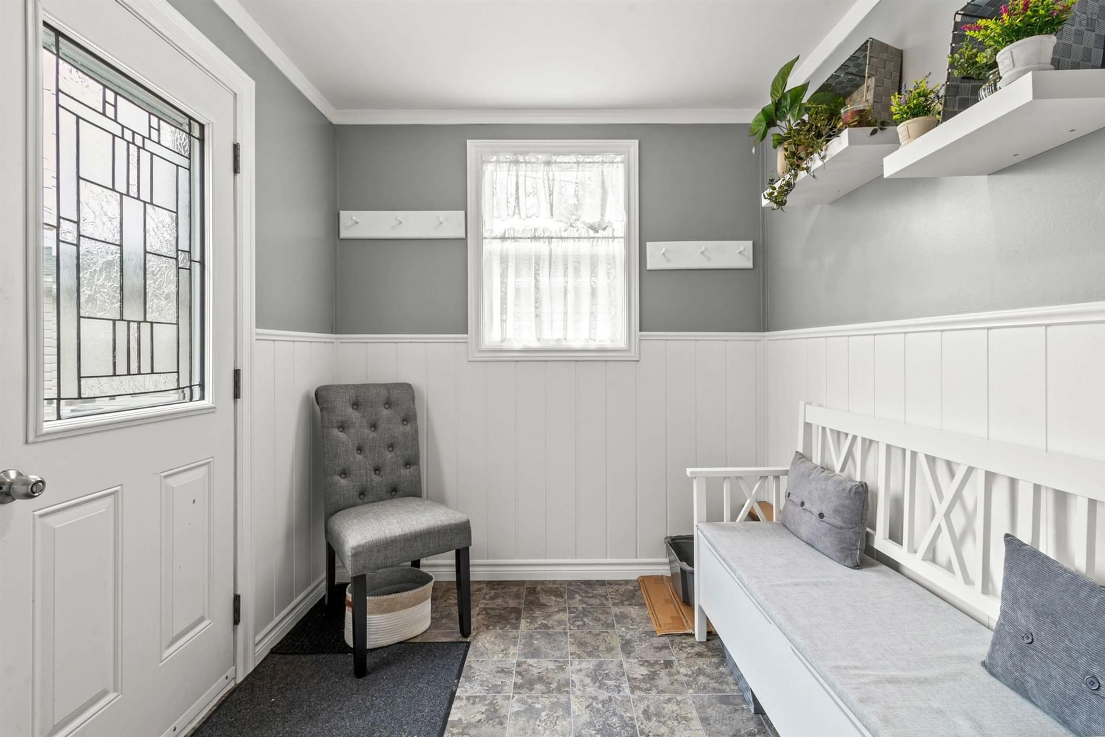 Indoor entryway for 88 Brook St, Middle Sackville Nova Scotia B4E 1B9